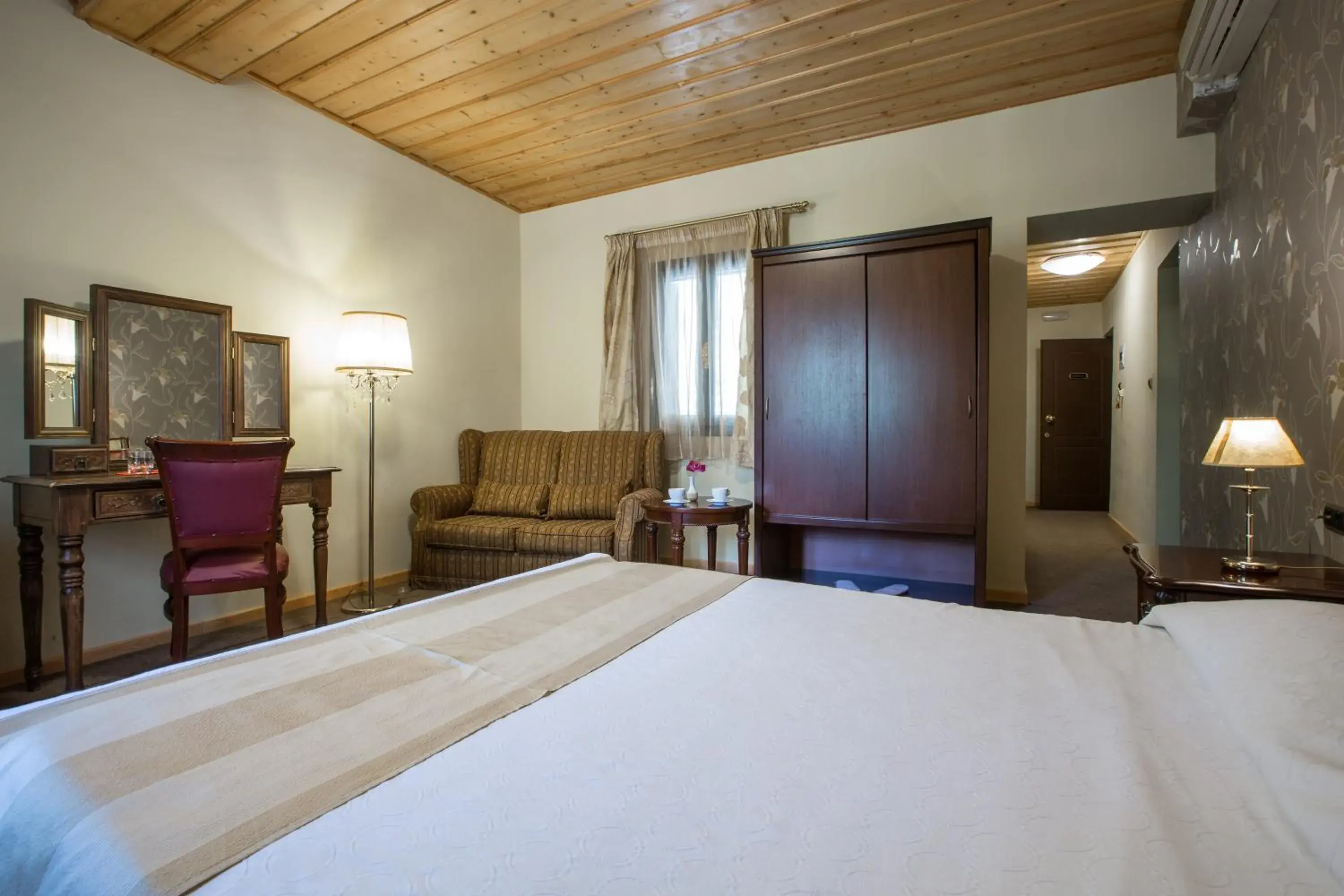 Bed in Dias Bed in Dias