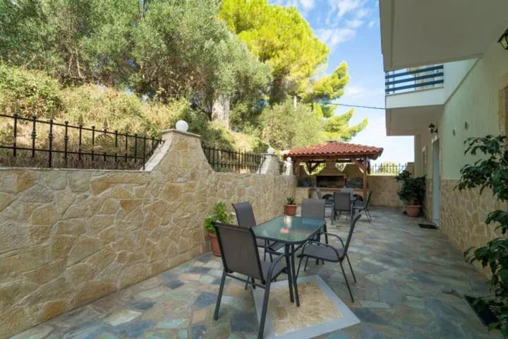 BBQ facilities in Diwani Luxury Villas