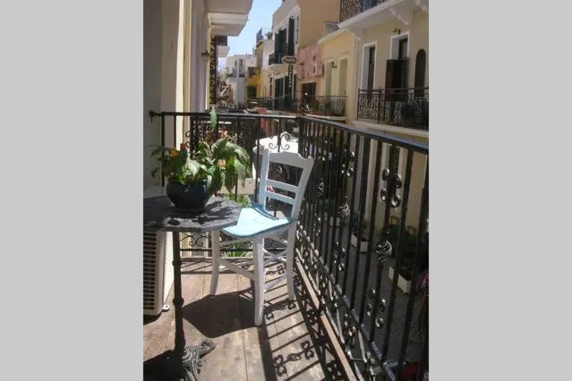 Property building in Hera Studios