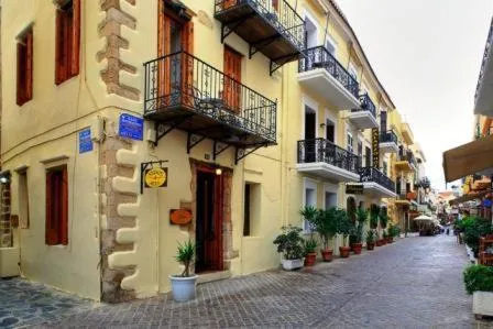 Property building in Hera Studios