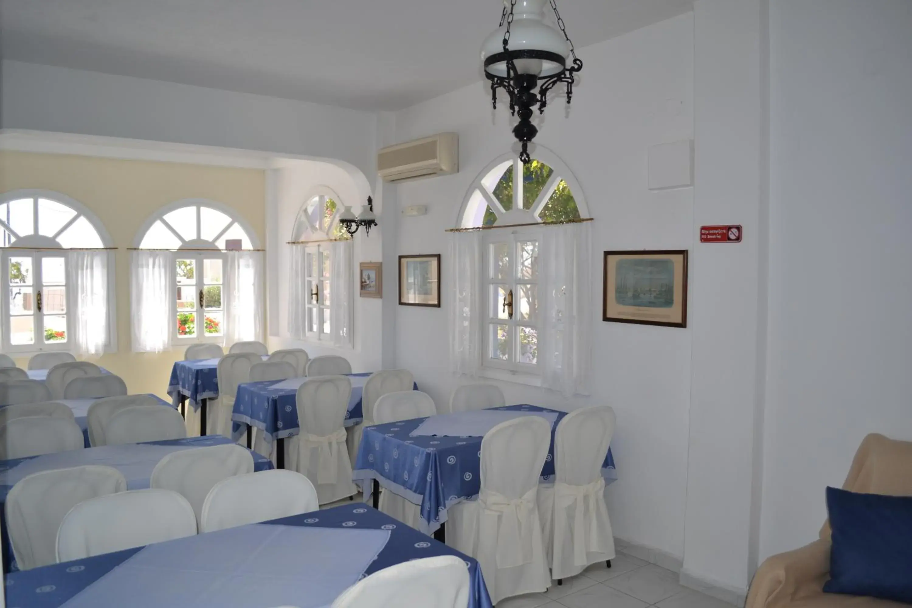 Restaurant/places to eat in Melina Hotel Restaurant/places to eat in Melina Hotel