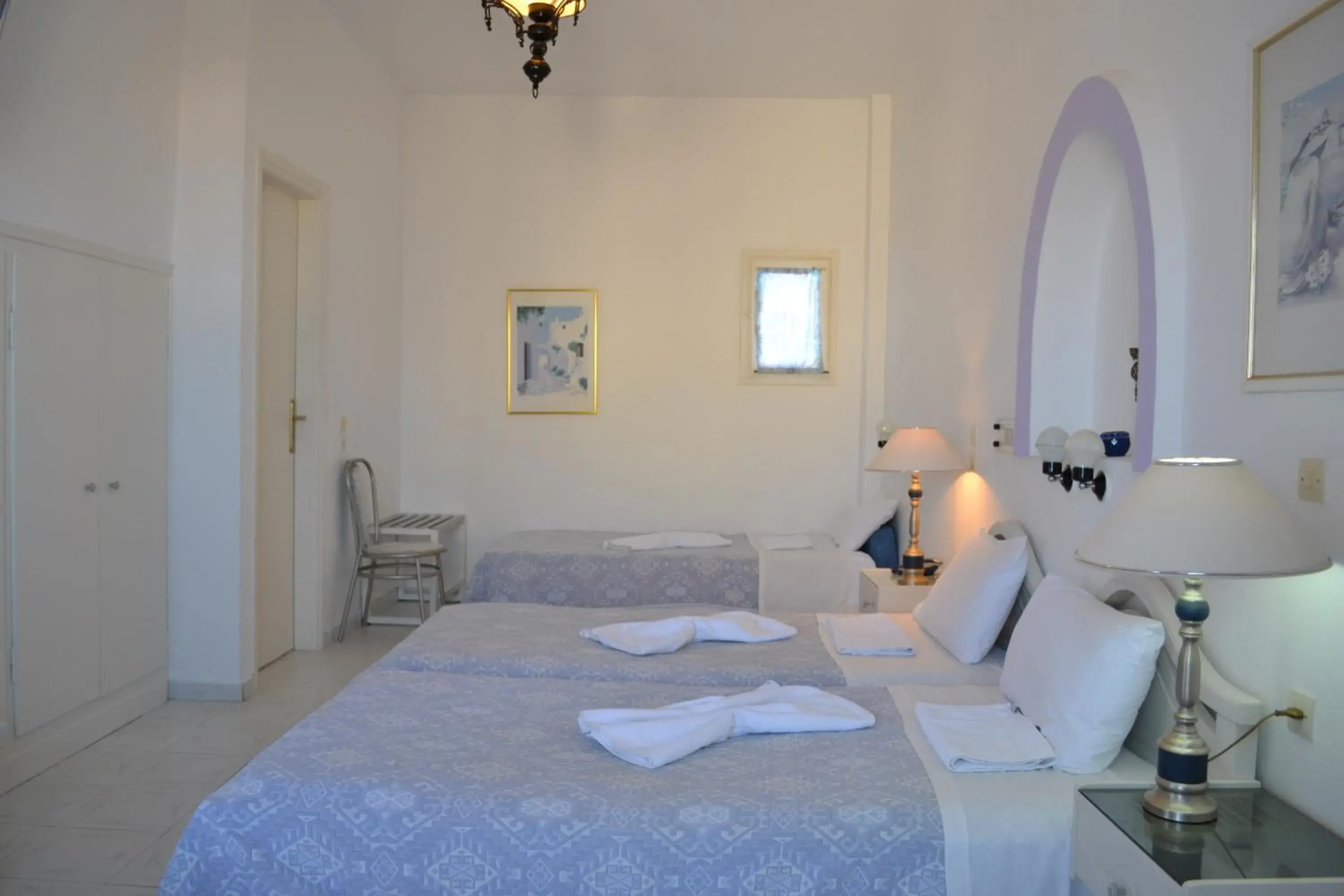 Photo of the whole room, Bed in Melina Hotel Photo of the whole room, Bed in Melina Hotel