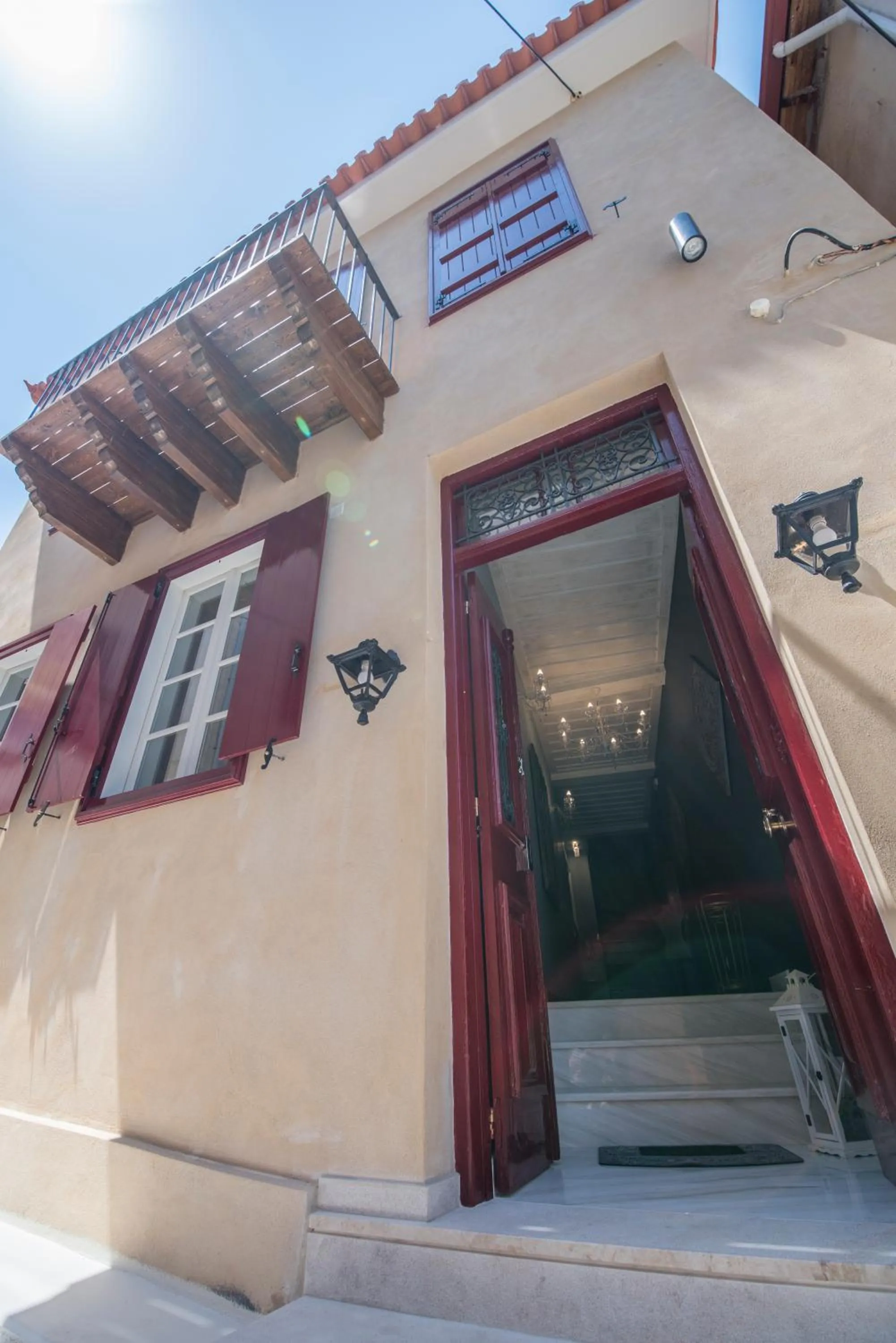 Facade/entrance in Pension Dafni