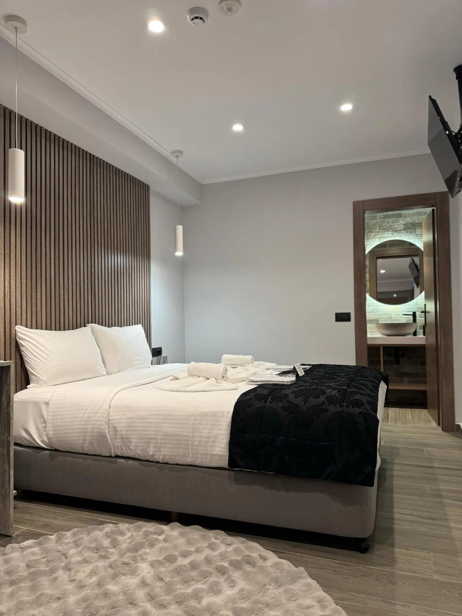 Photo of the whole room, Bed in Pension Dafni