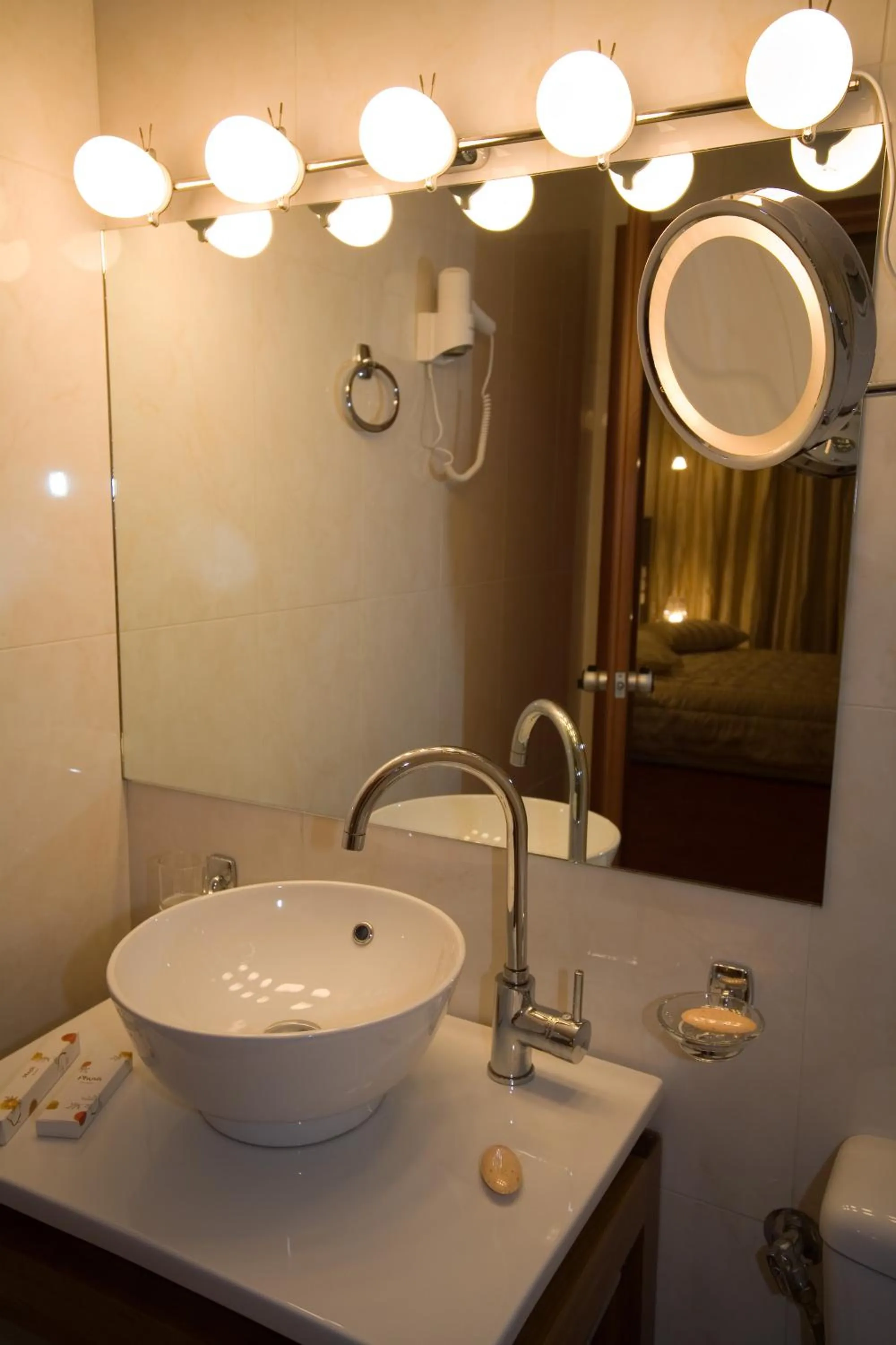 Bathroom in Olympic Star