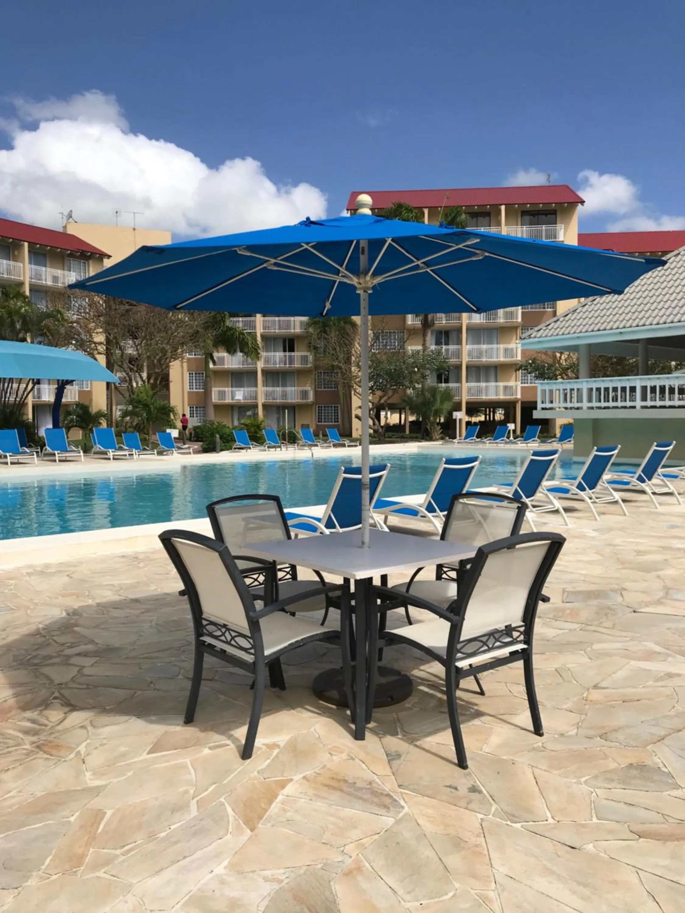 Swimming pool in Divi Southwinds Beach Resort