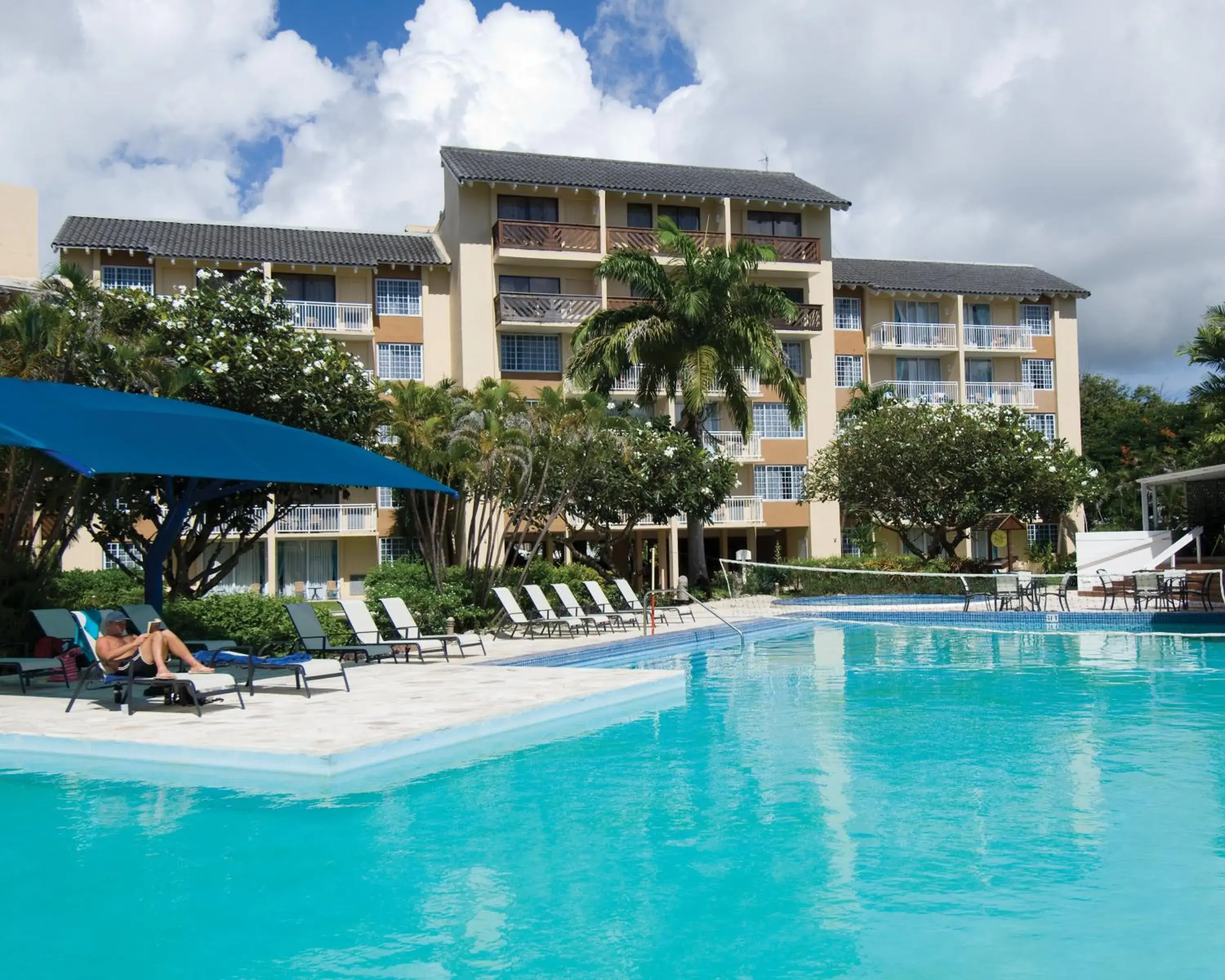Swimming pool in Divi Southwinds Beach Resort Swimming pool in Divi Southwinds Beach Resort