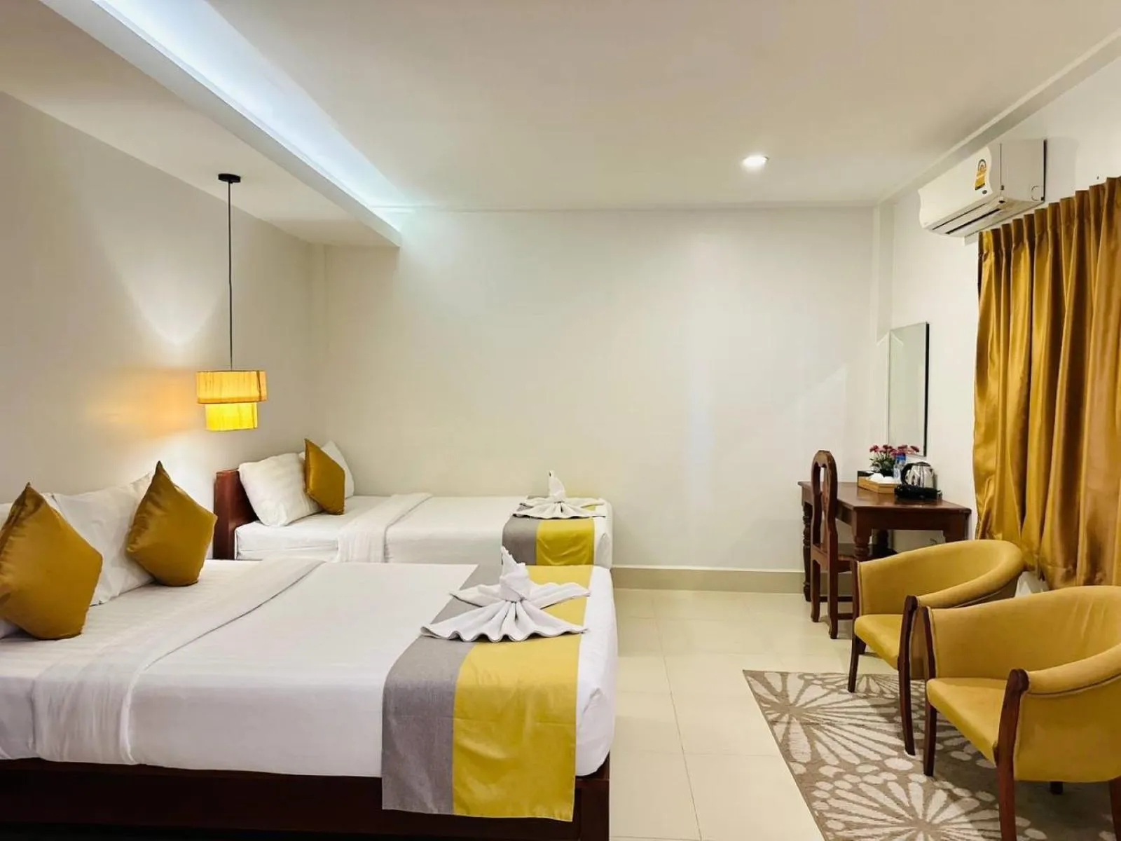 Bedroom, Bed in Holy Angkor Hotel