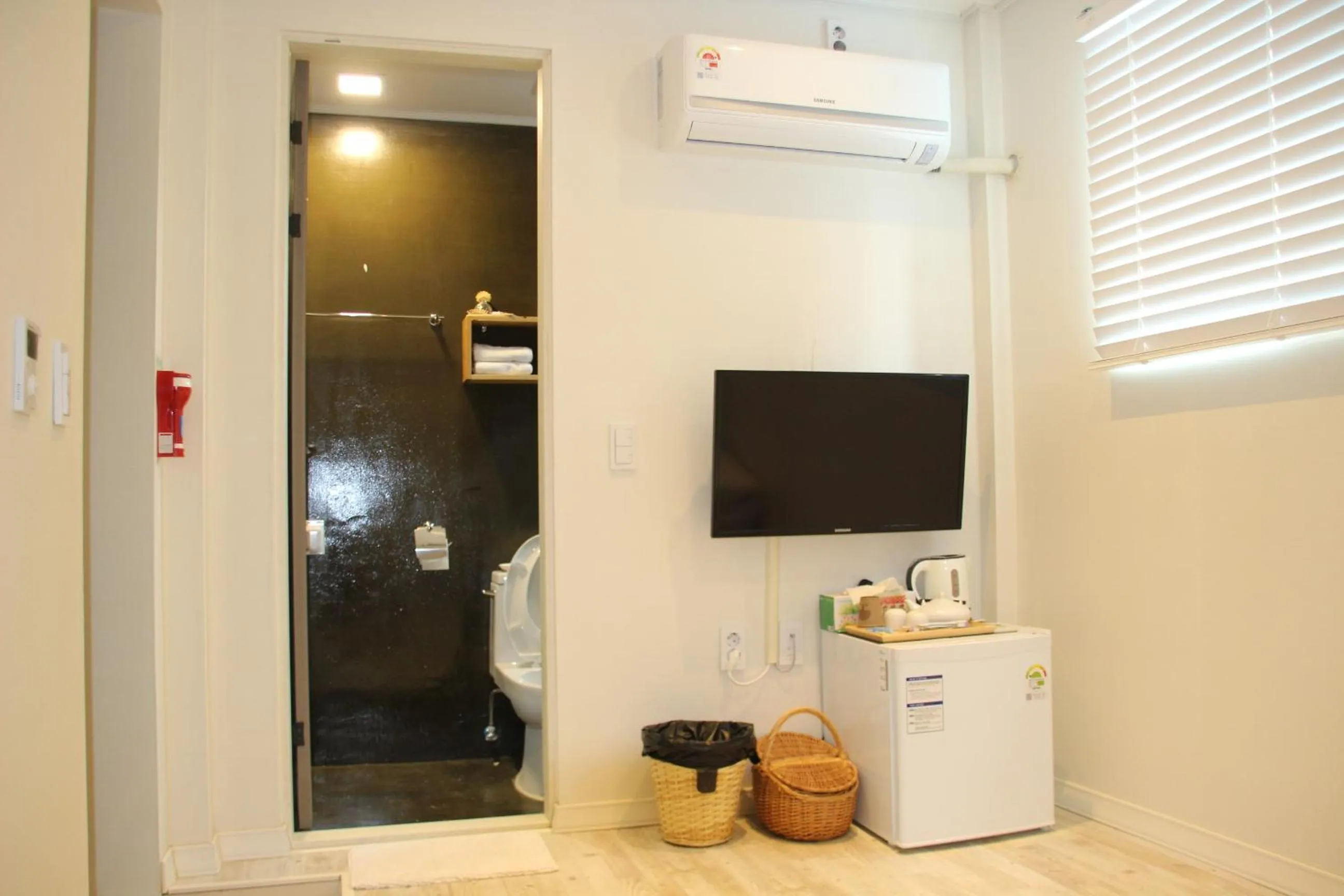 Toilet in Daemyung Guesthouse