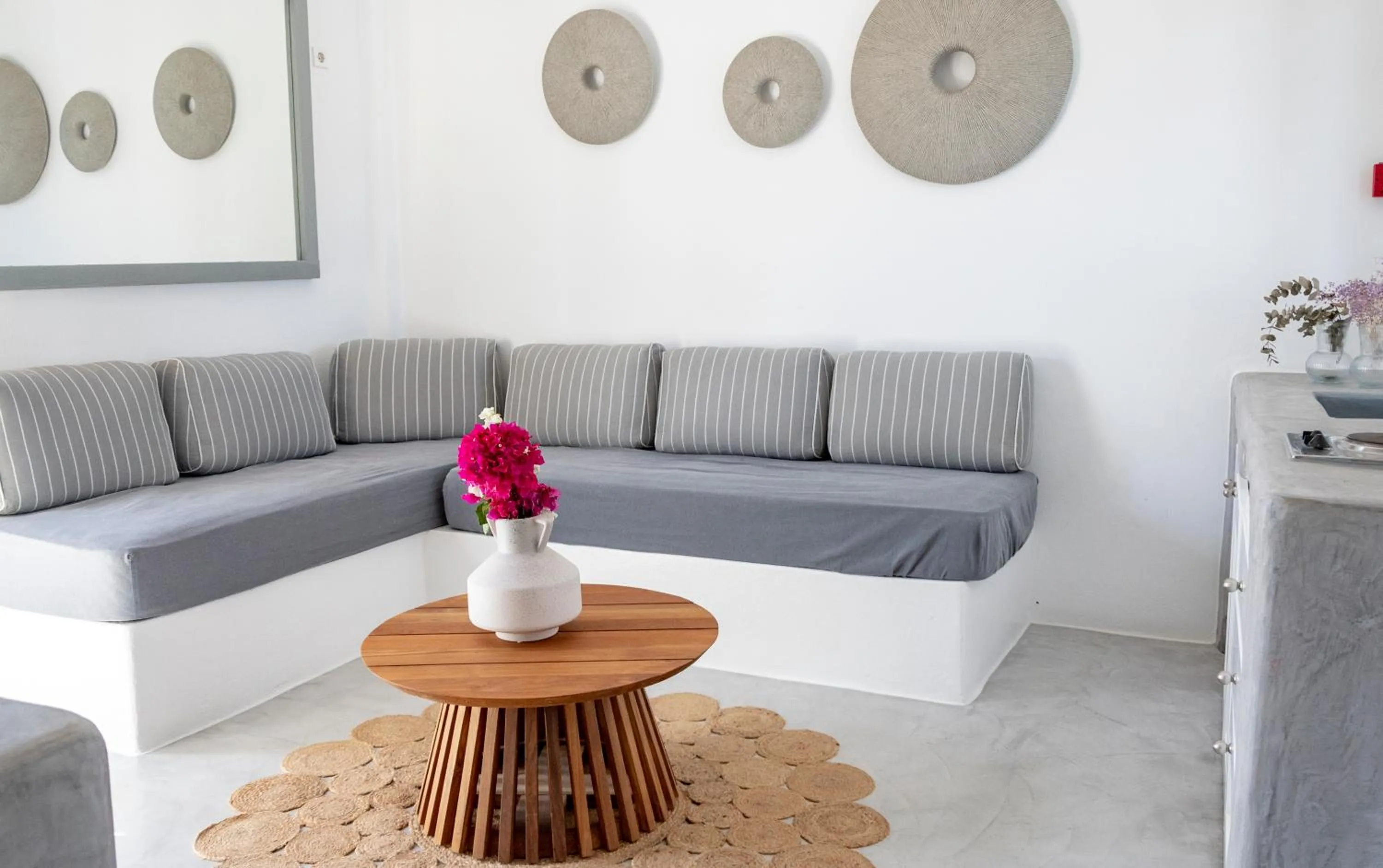 Bed in Anemoi Resort