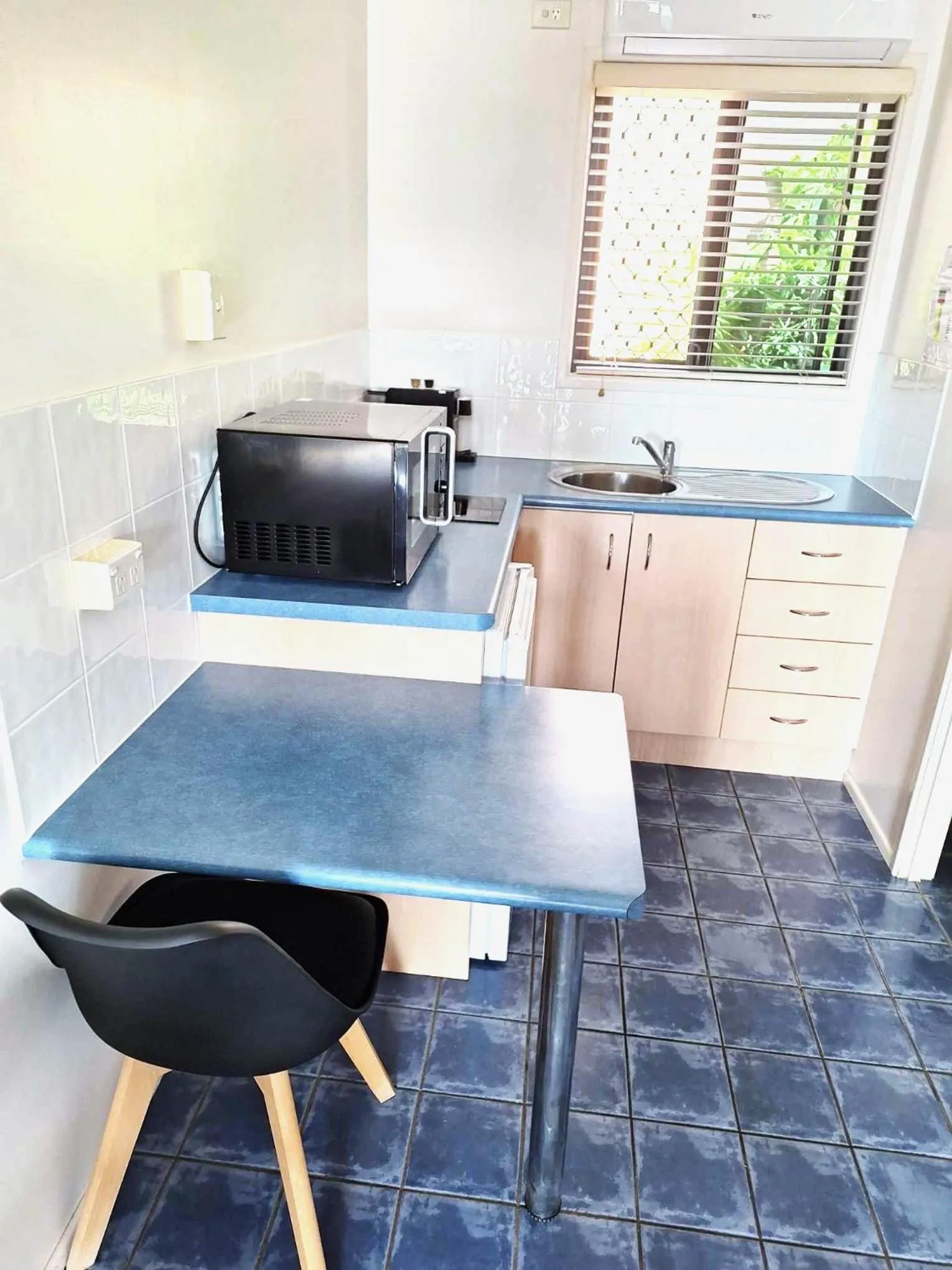 Kitchen or kitchenette in Central Studio Accommodation