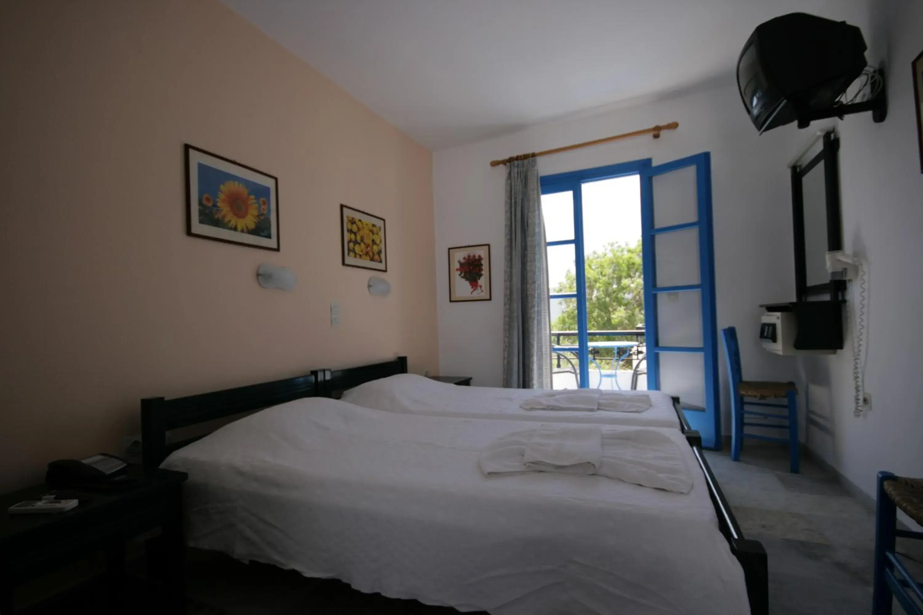 Bedroom, Bed in Sunny Beach Studios Bedroom, Bed in Sunny Beach Studios