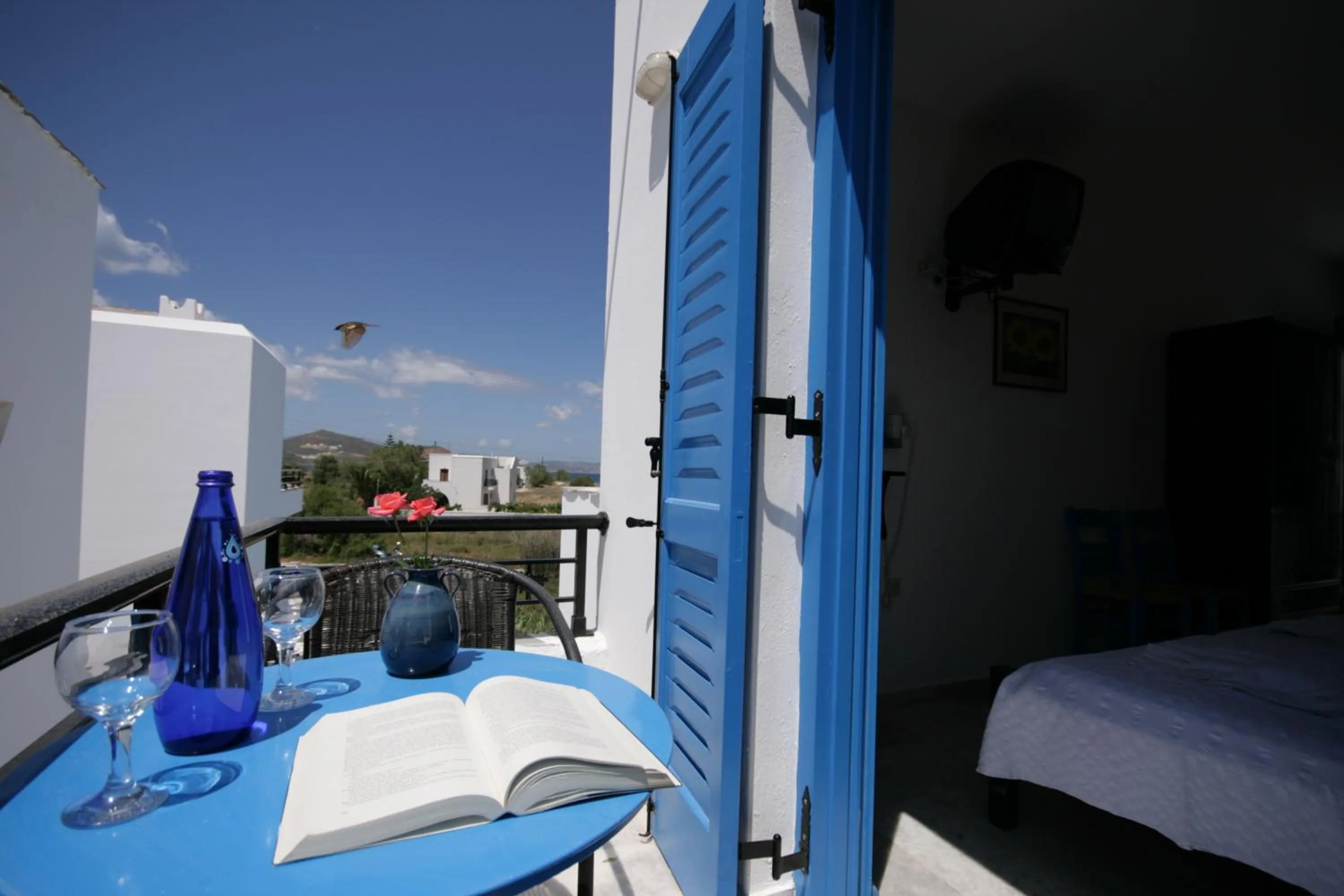 Balcony/Terrace, Bed in Sunny Beach Studios