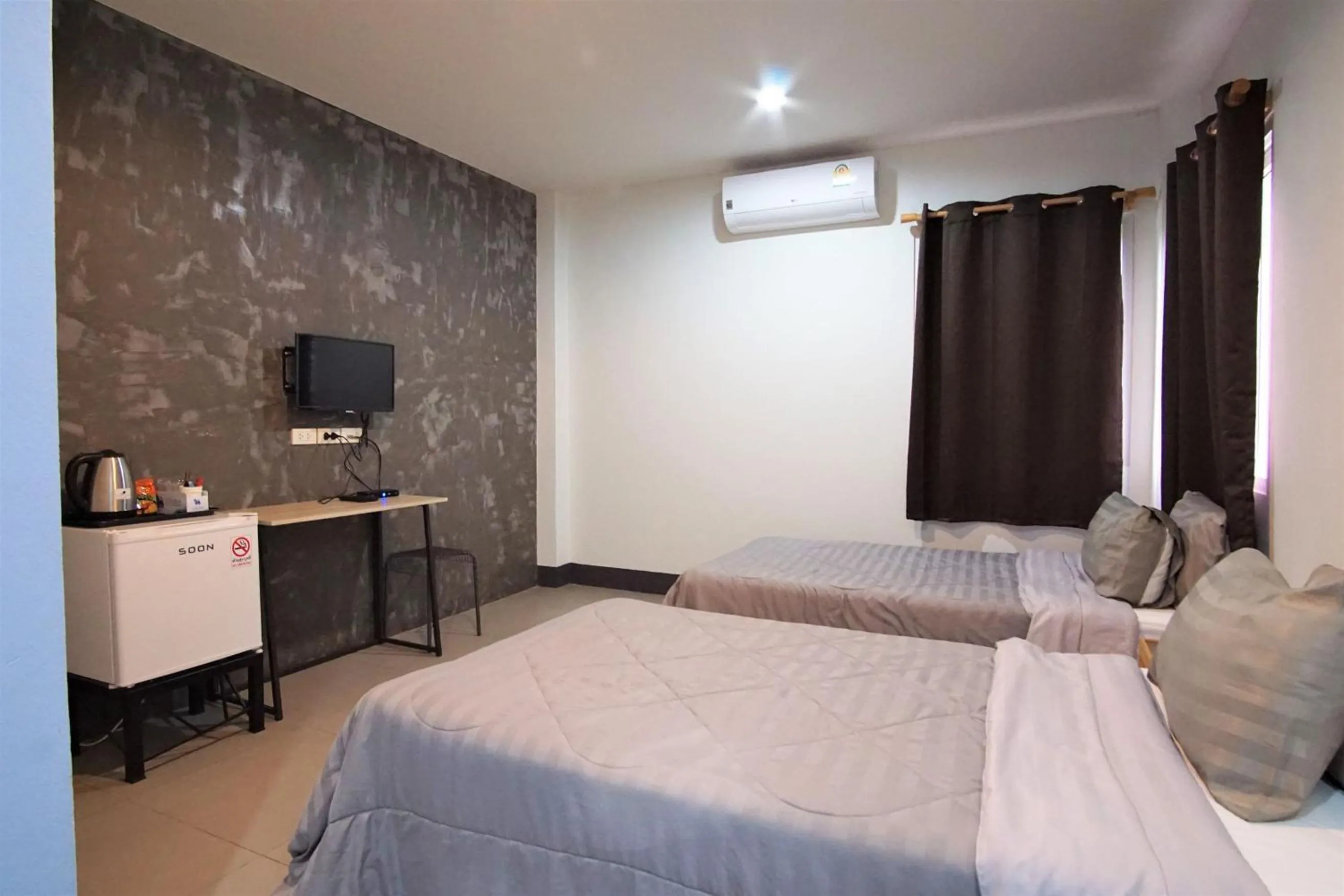 Photo of the whole room, Bed in Maerim Villa&Pool