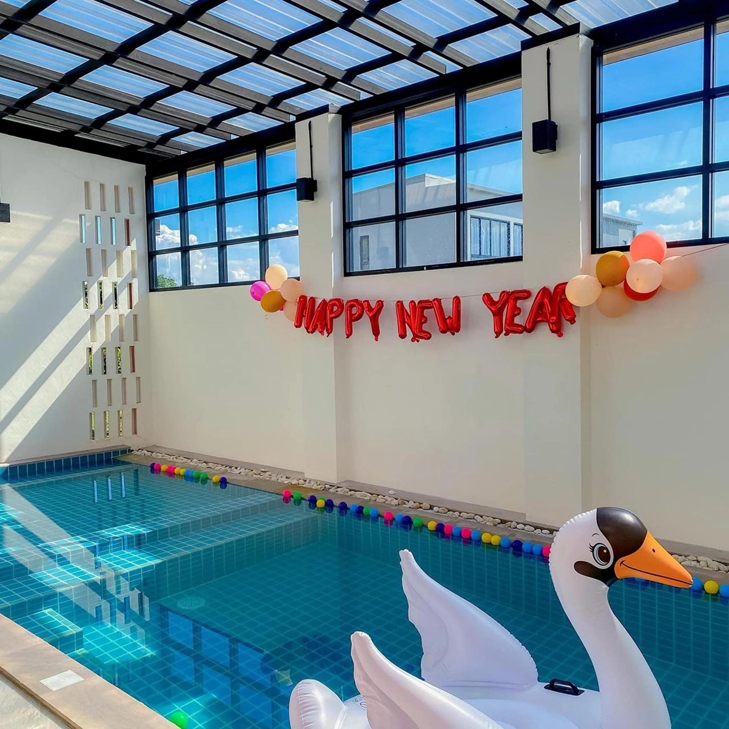 Swimming pool in Maerim Villa&Pool