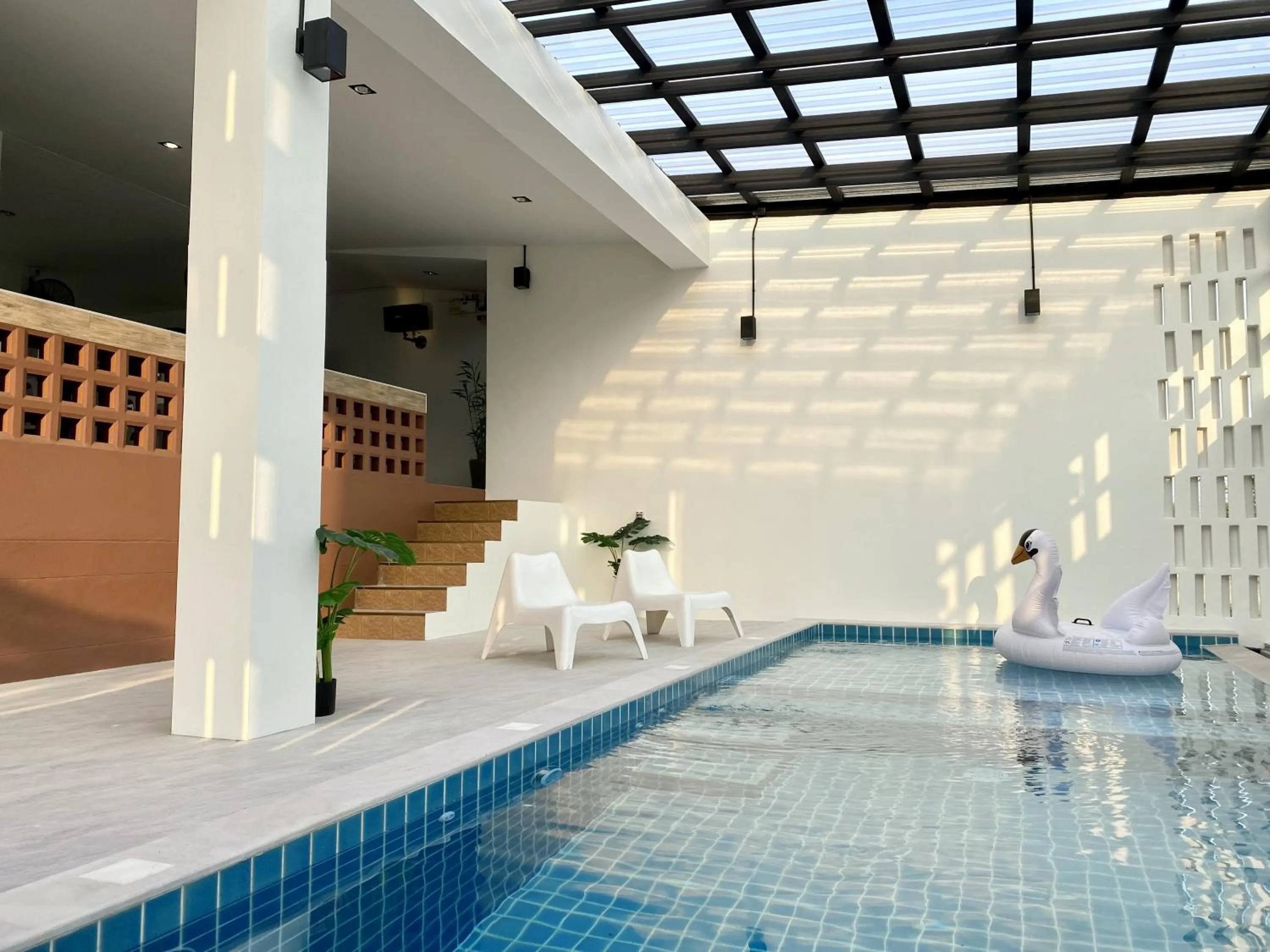 Swimming pool in Maerim Villa&Pool
