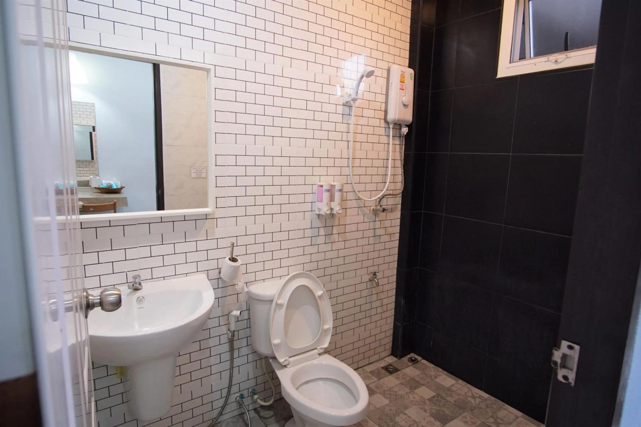 Bathroom in Maerim Villa&Pool