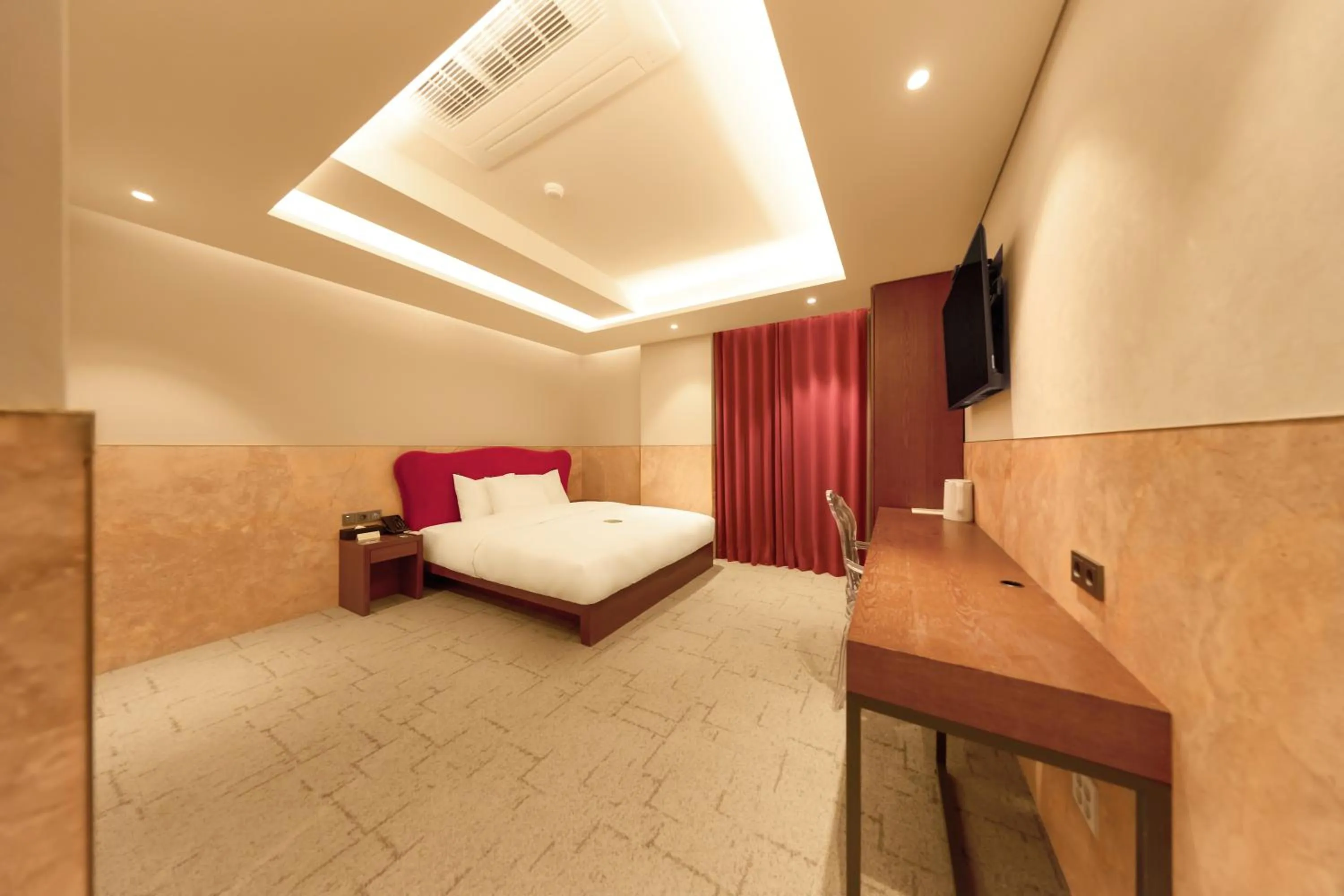 Bedroom, Bed in Capace Hotel Gangnam