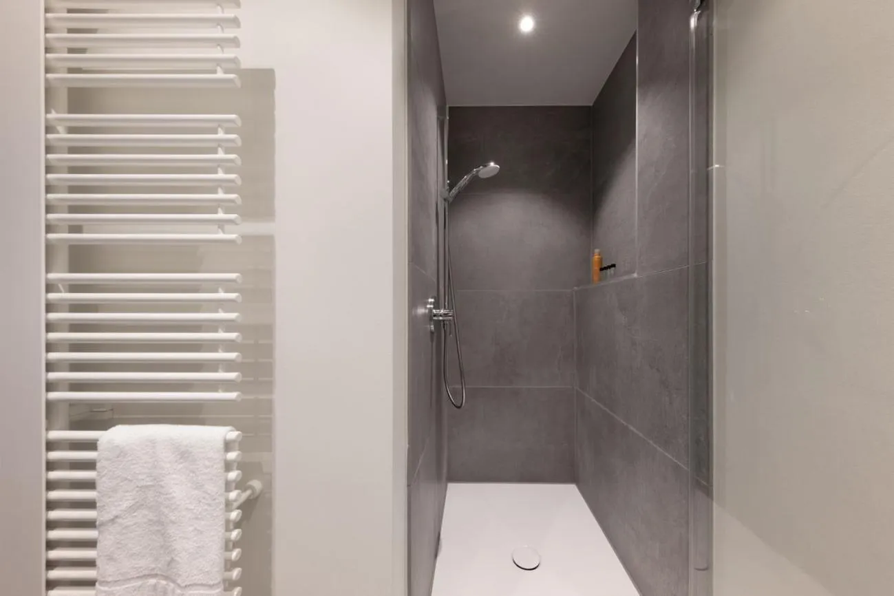 Shower in Brera Serviced Apartments Munich Schwabing