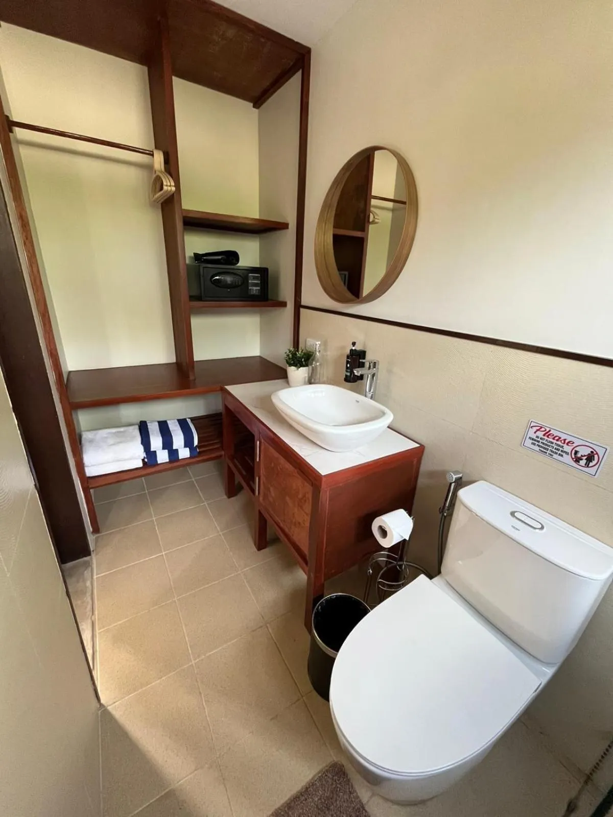 Toilet in Ferra Resort Siargao