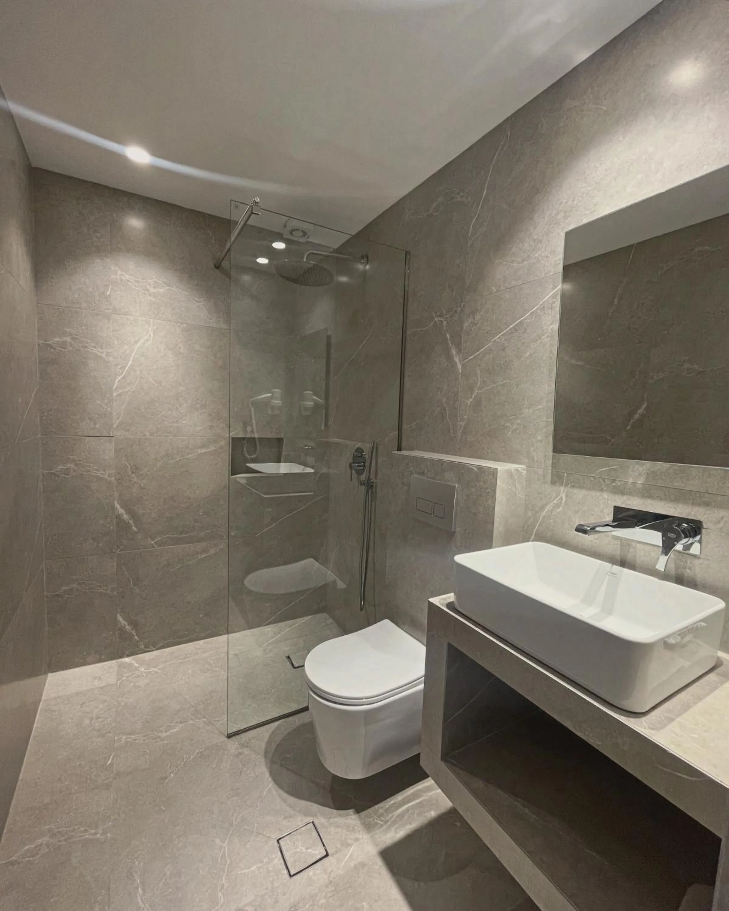 Shower in Filippos Hotel