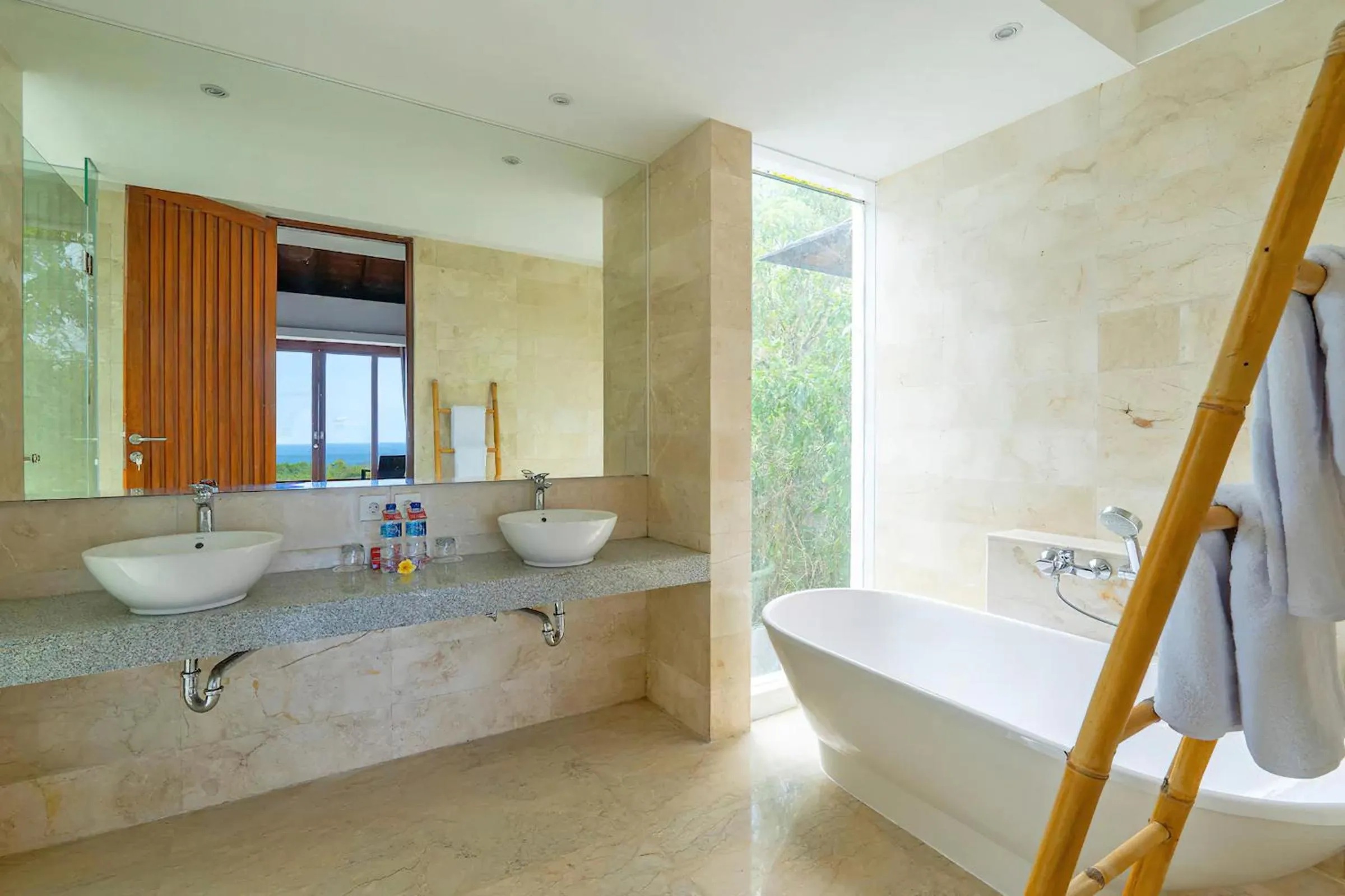 Bathroom in Vivo Villas - Villa Vivo