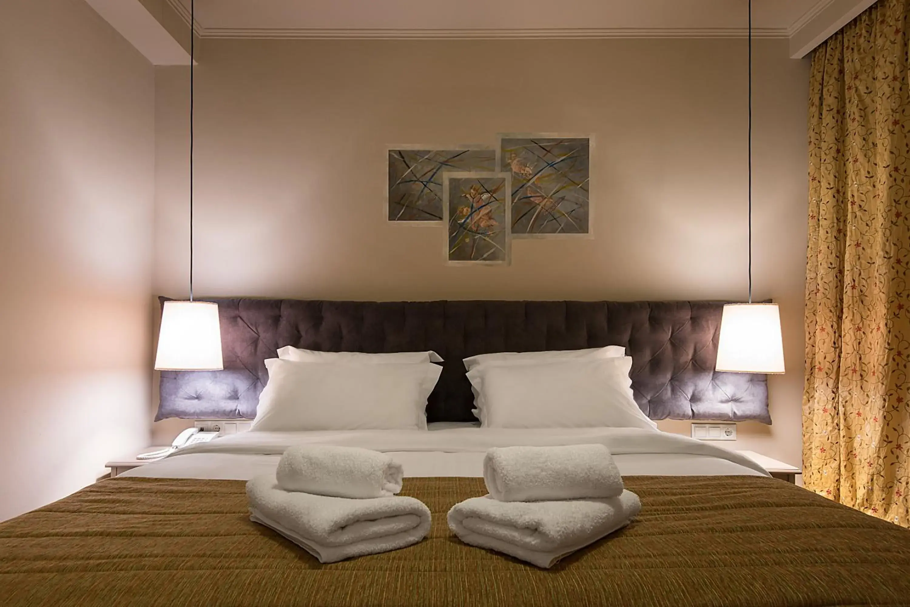 Superior Double or Twin Room - single occupancy in Kentrikon Hotel Superior Double or Twin Room - single occupancy in Kentrikon Hotel