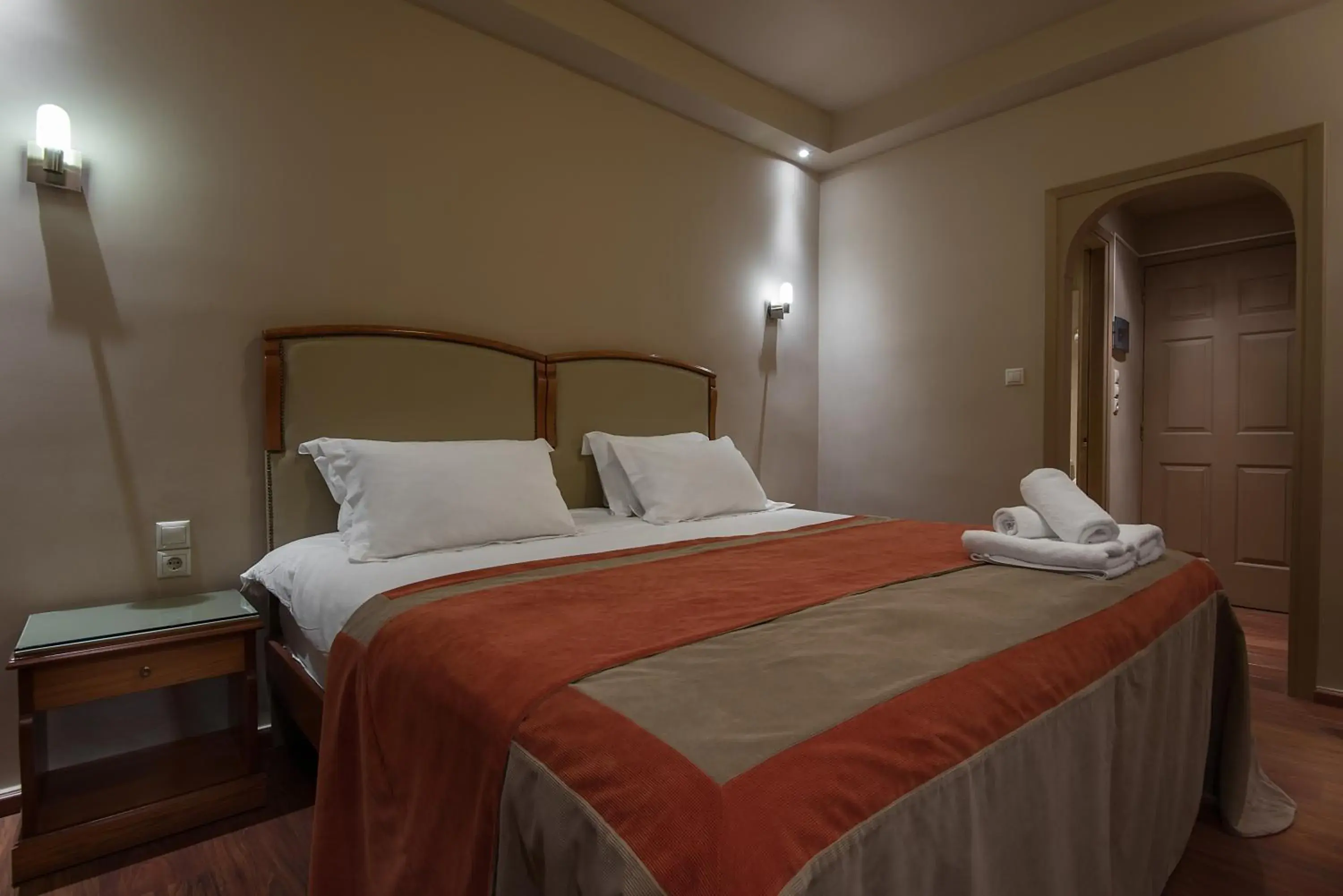 Double or Twin Room - single occupancy in Kentrikon Hotel Double or Twin Room - single occupancy in Kentrikon Hotel