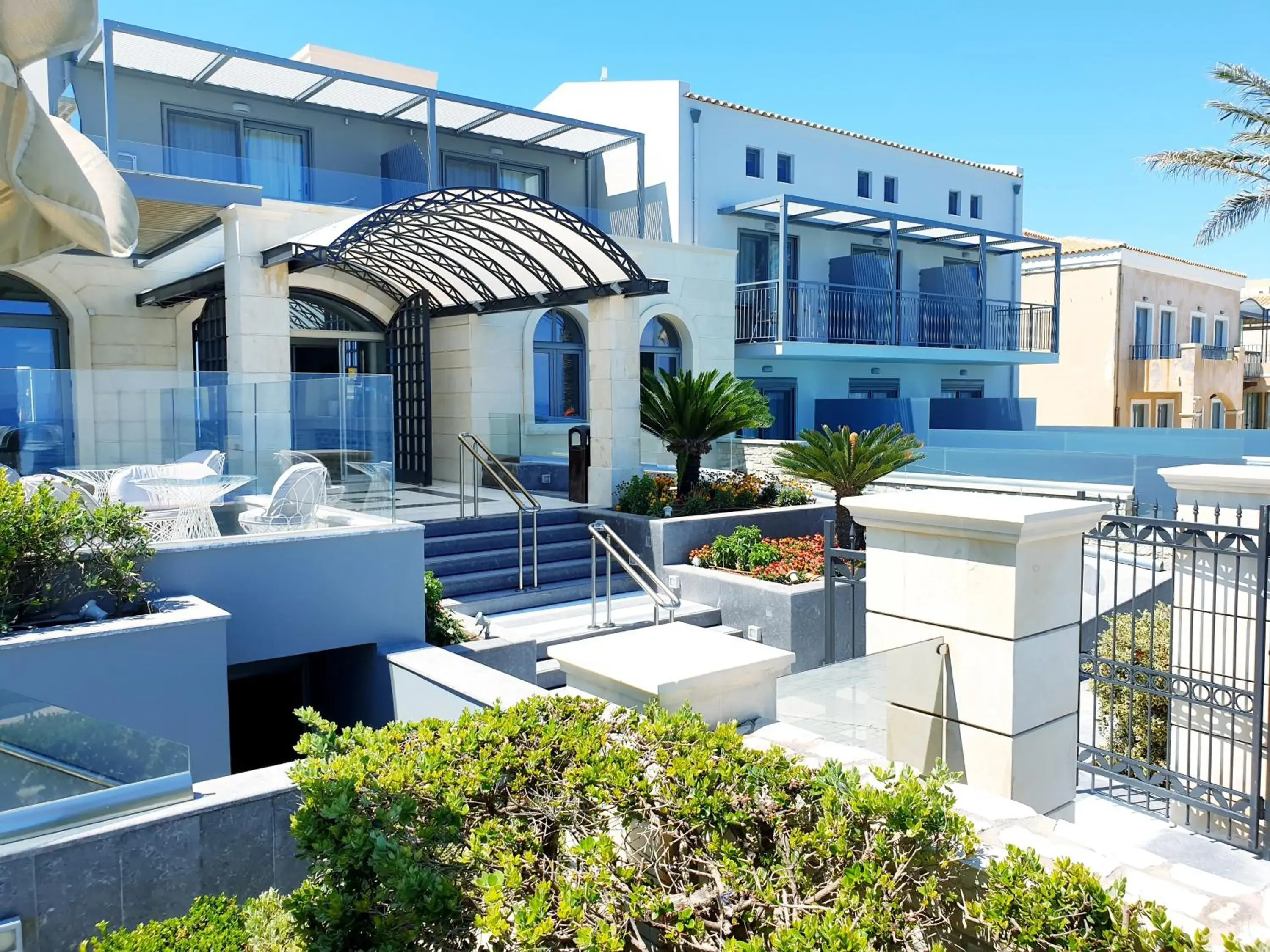 Property building in Aegean Pearl Property building in Aegean Pearl