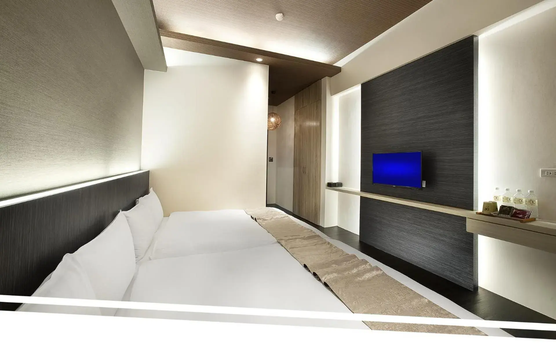 Bed in One Fukun Hotel Bed in One Fukun Hotel