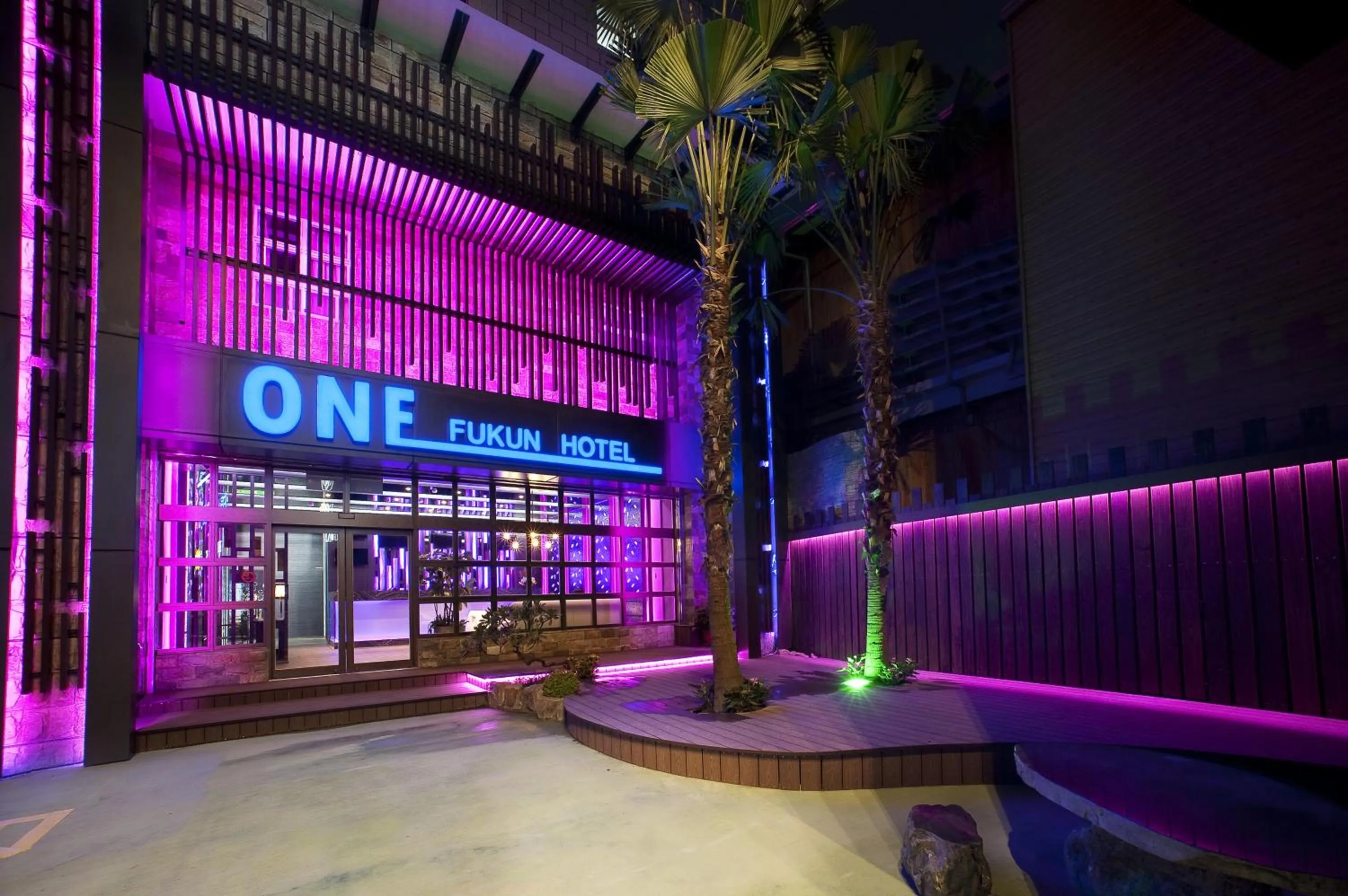 Facade/entrance in One Fukun Hotel