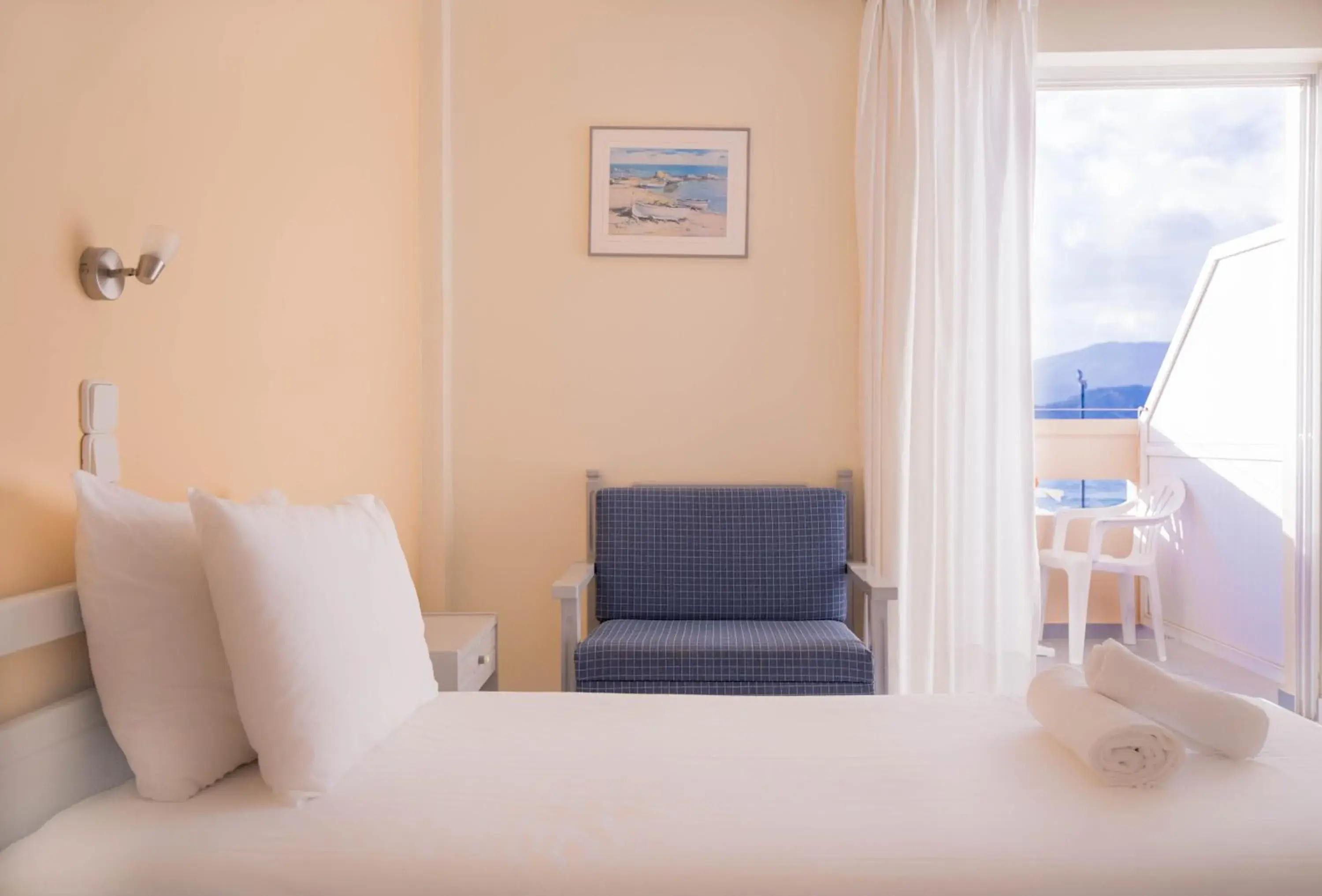 Double or Twin Room in Galini Beach Hotel Double or Twin Room in Galini Beach Hotel