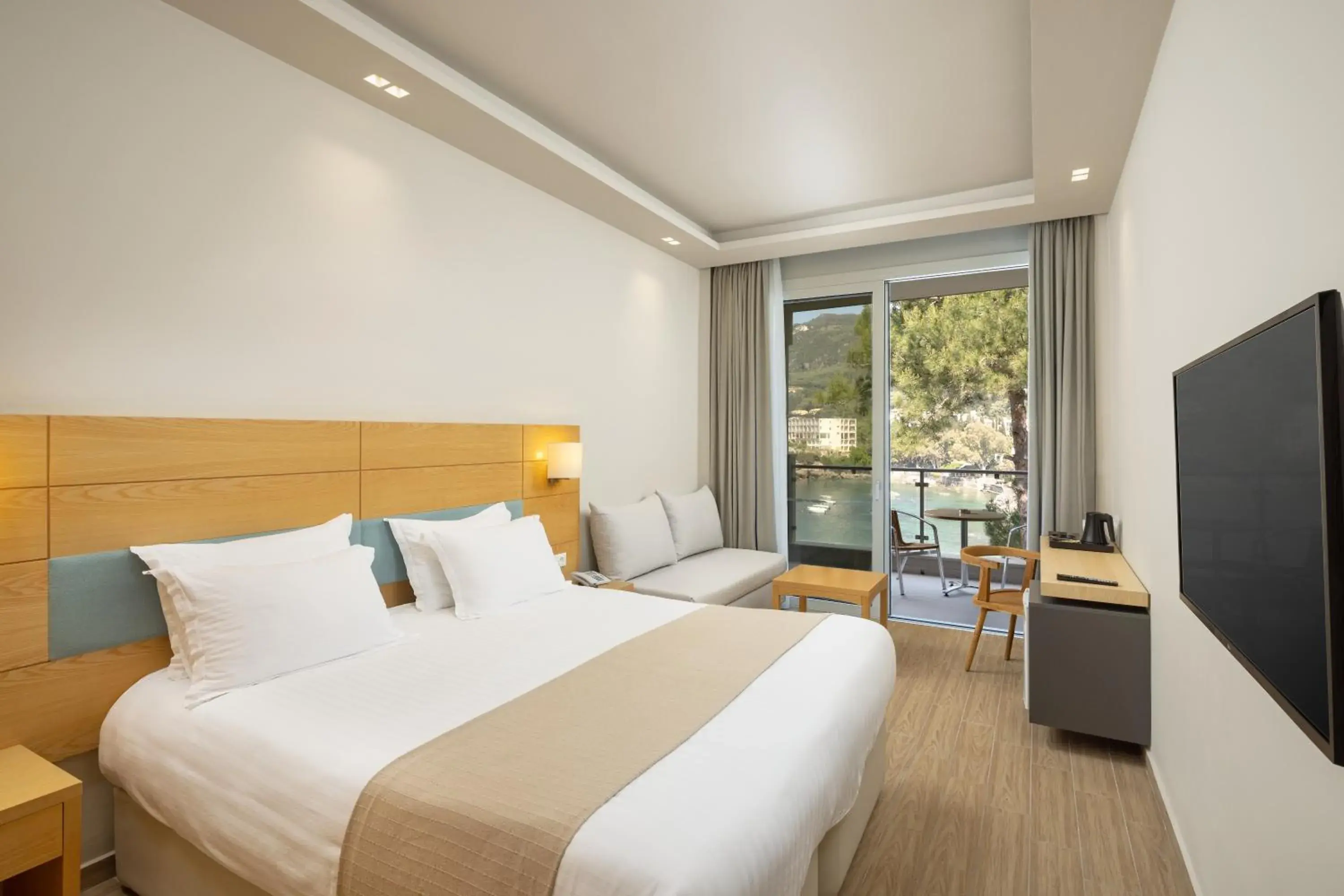 Bedroom, Bed in Akrotiri Beach Resort Hotel - Adult Friendly Bedroom, Bed in Akrotiri Beach Resort Hotel - Adult Friendly