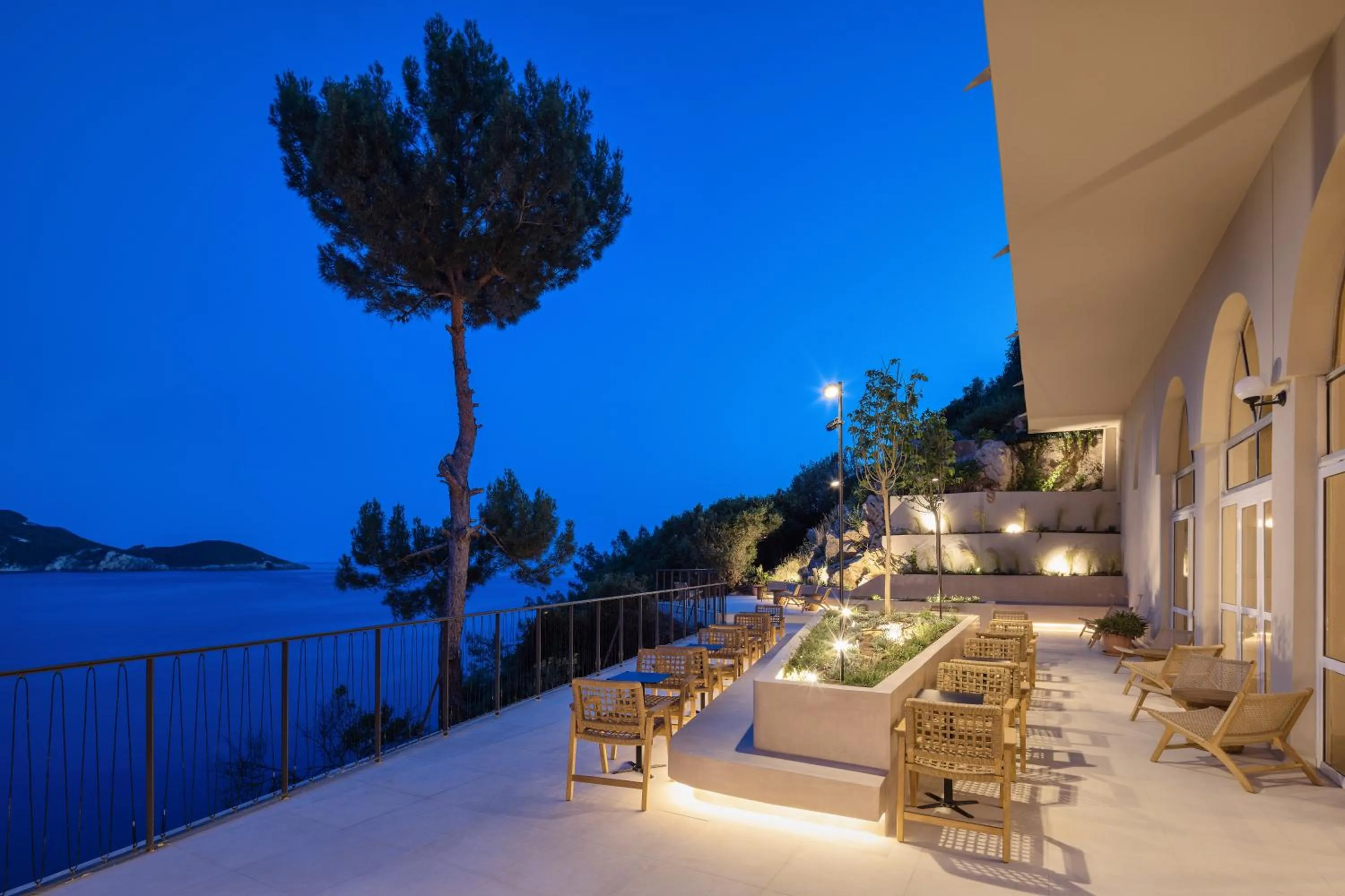 Dining area in Akrotiri Beach Resort Hotel - Adult Friendly
