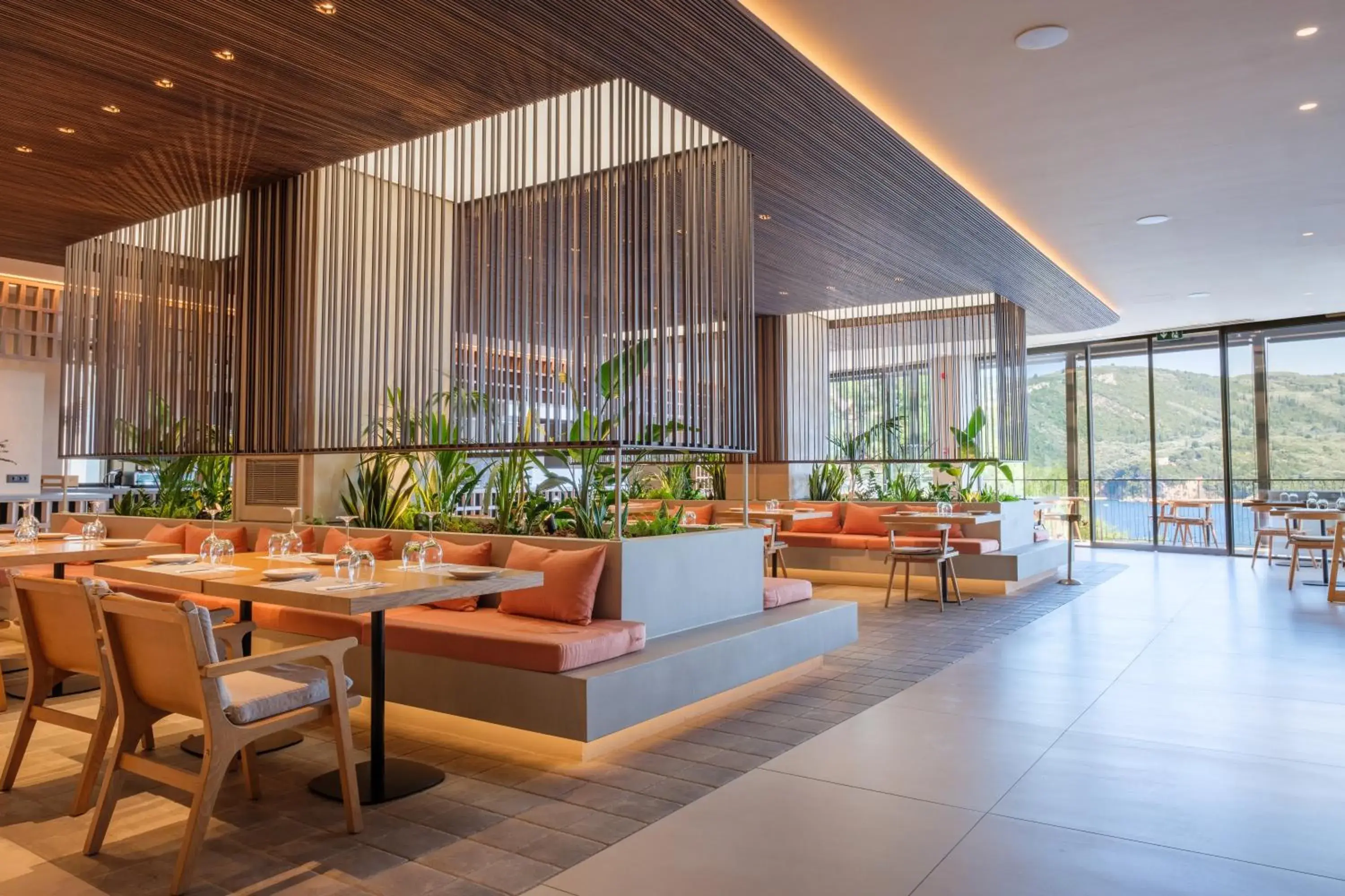 Restaurant/places to eat in Akrotiri Beach Resort Hotel - Adult Friendly Restaurant/places to eat in Akrotiri Beach Resort Hotel - Adult Friendly