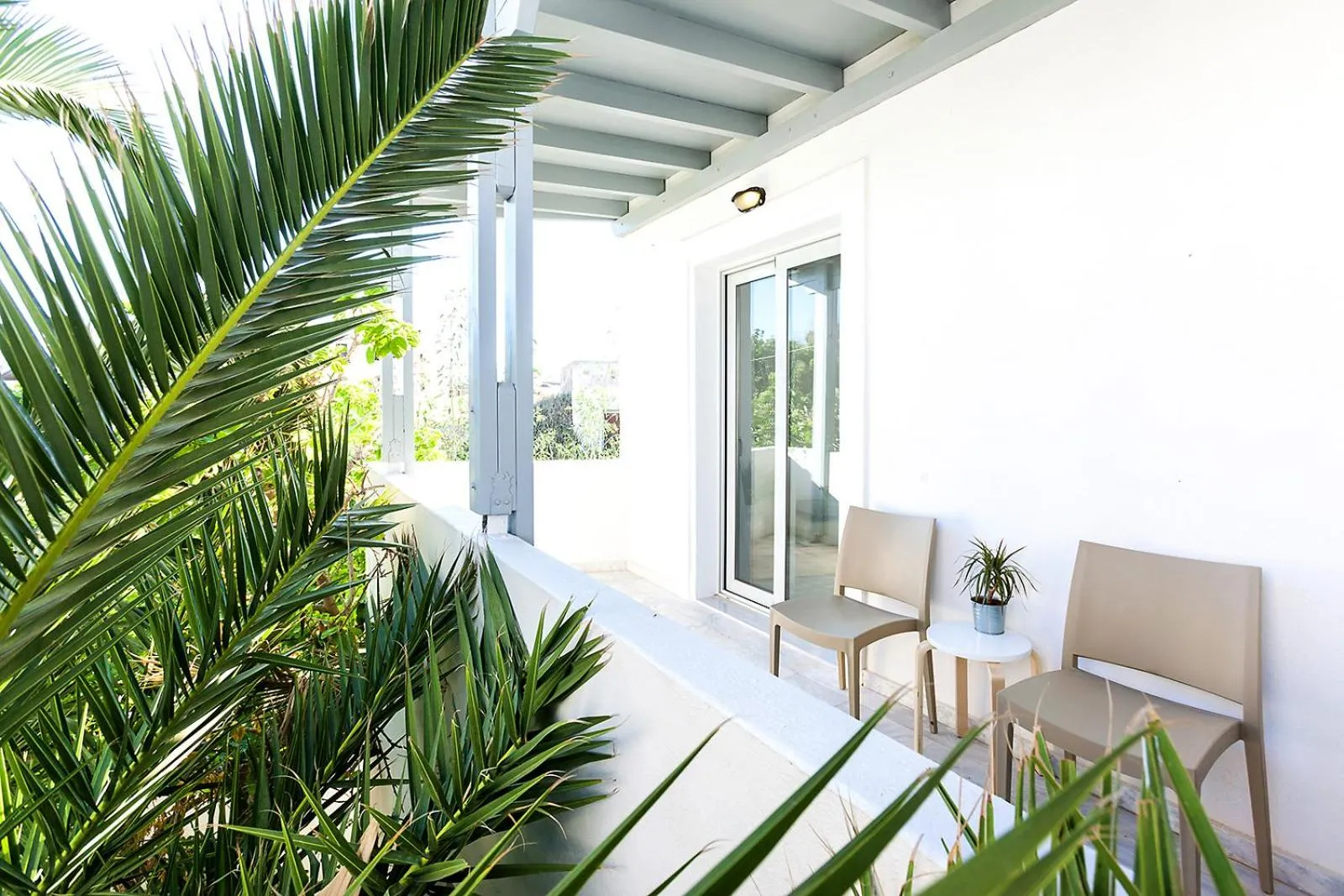 Memories Beach Hotel