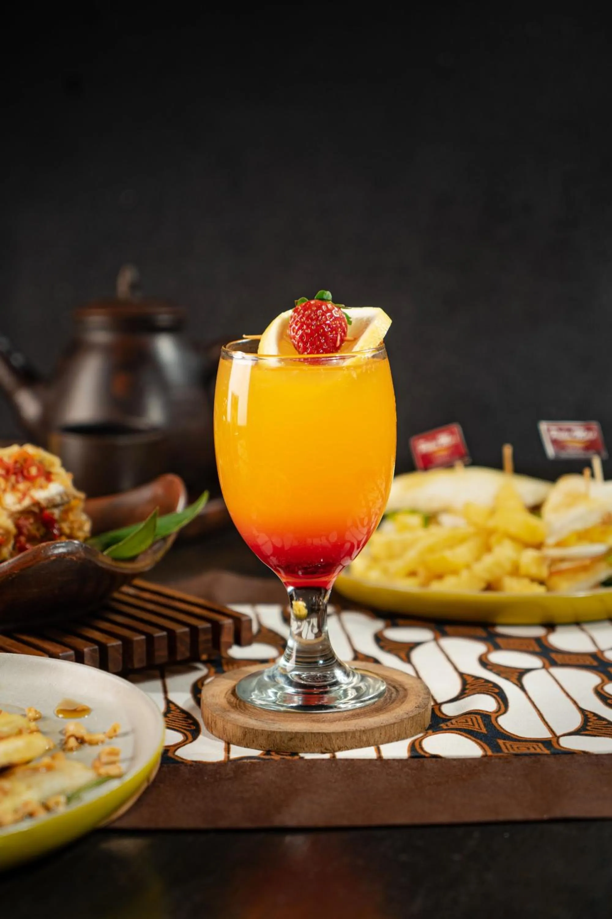 Restaurant/places to eat in Paku Mas Hotel