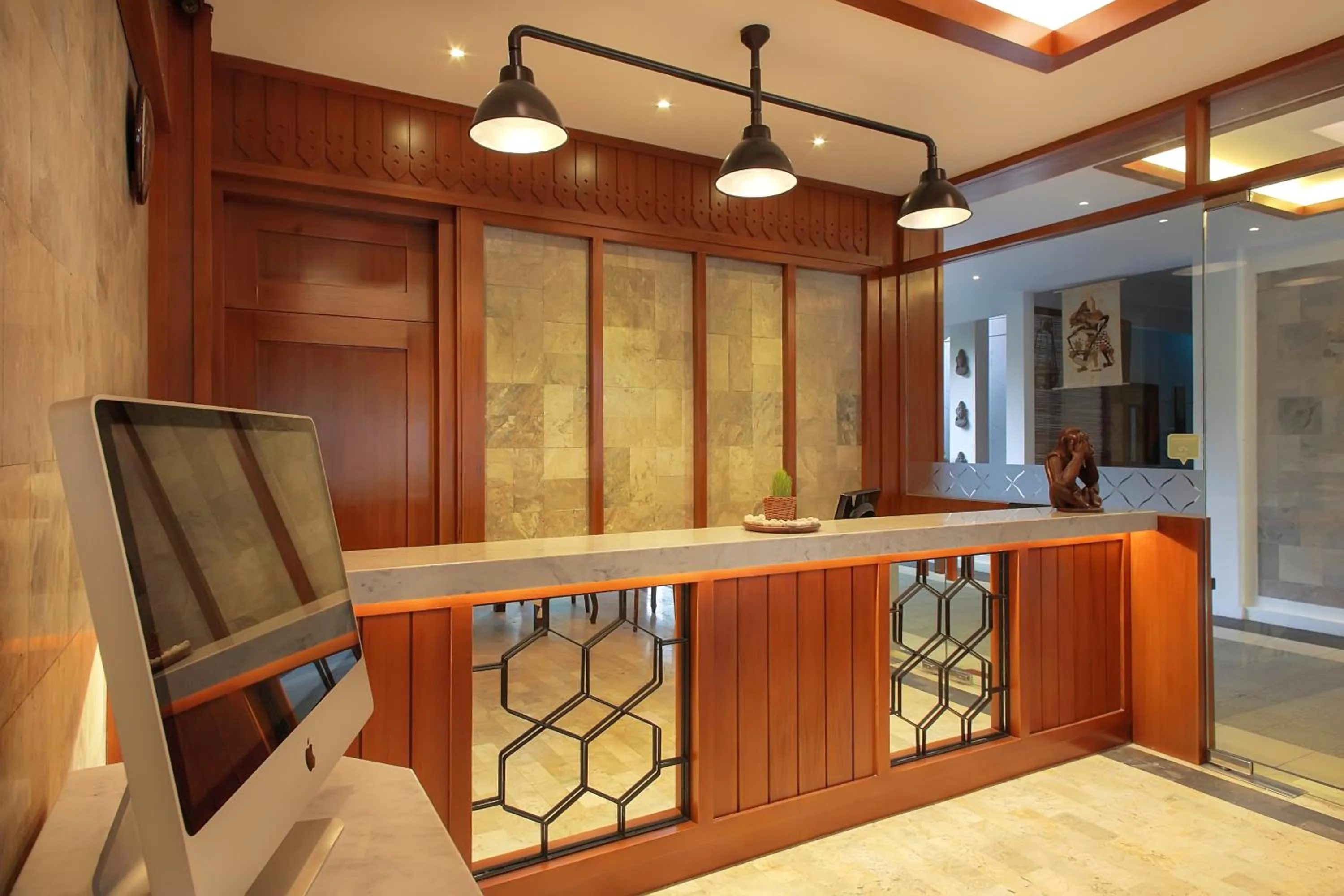 Lobby or reception in Paku Mas Hotel