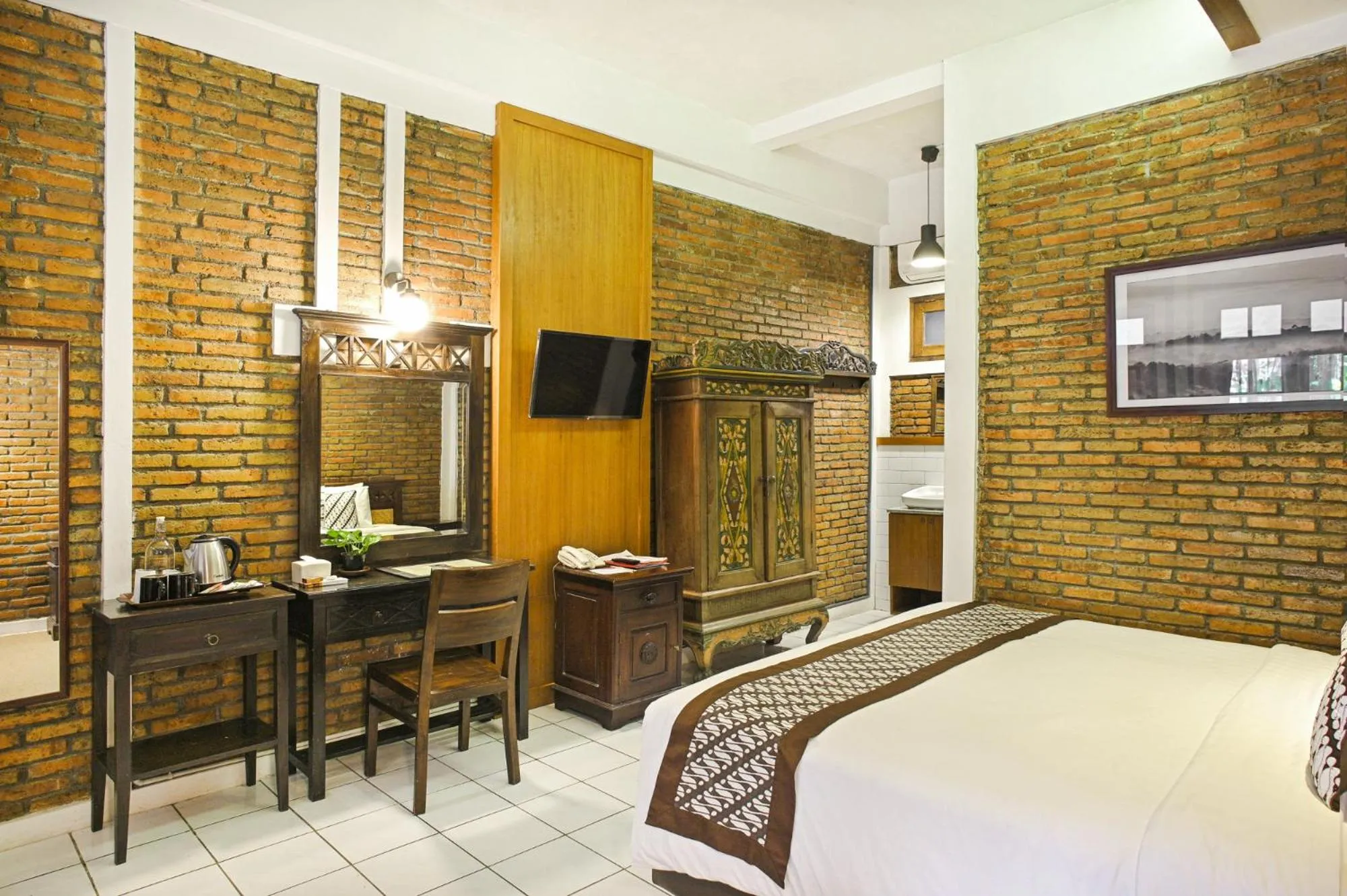 Bedroom, Bed in Paku Mas Hotel