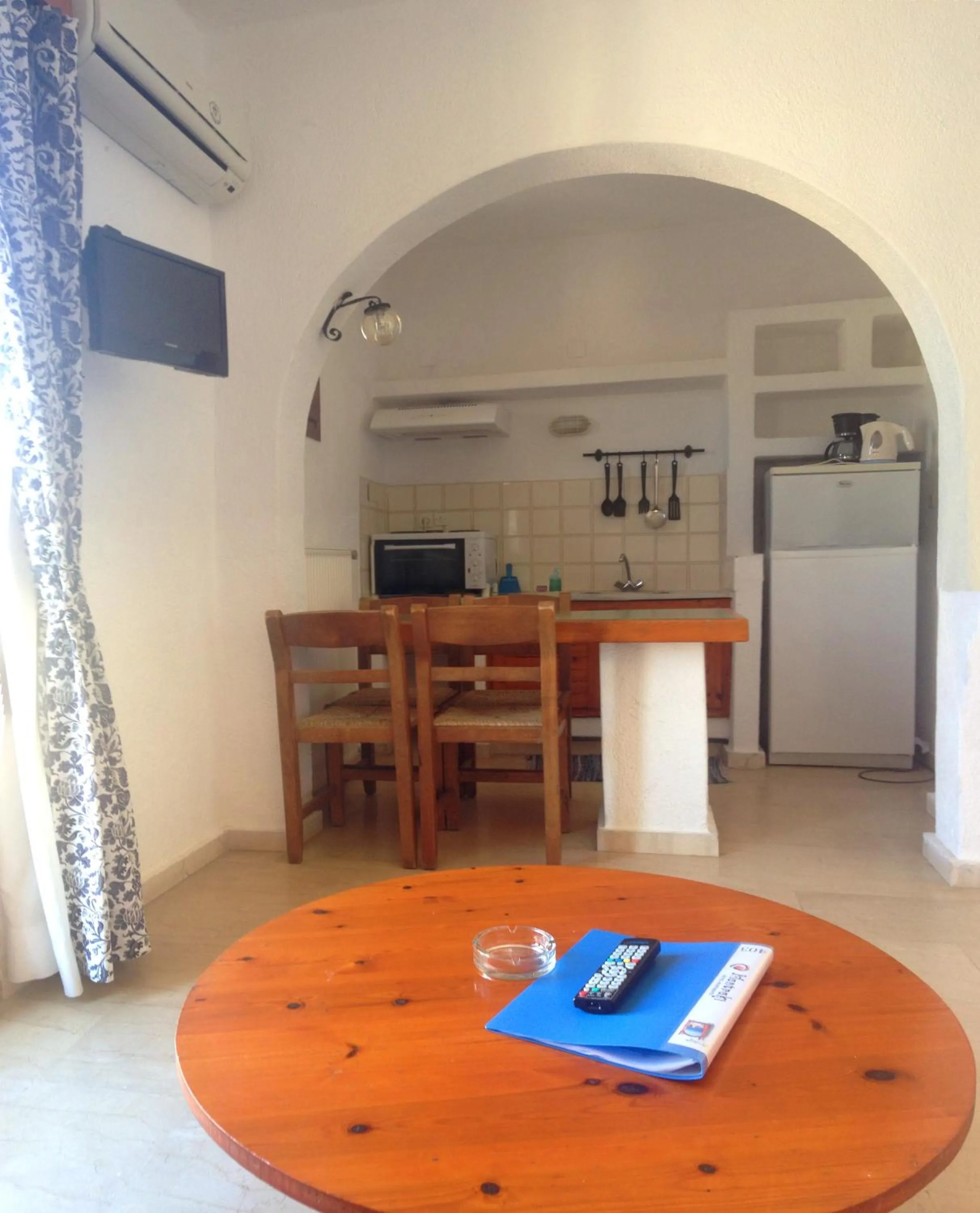Day in Mantraki Hotel Apartments