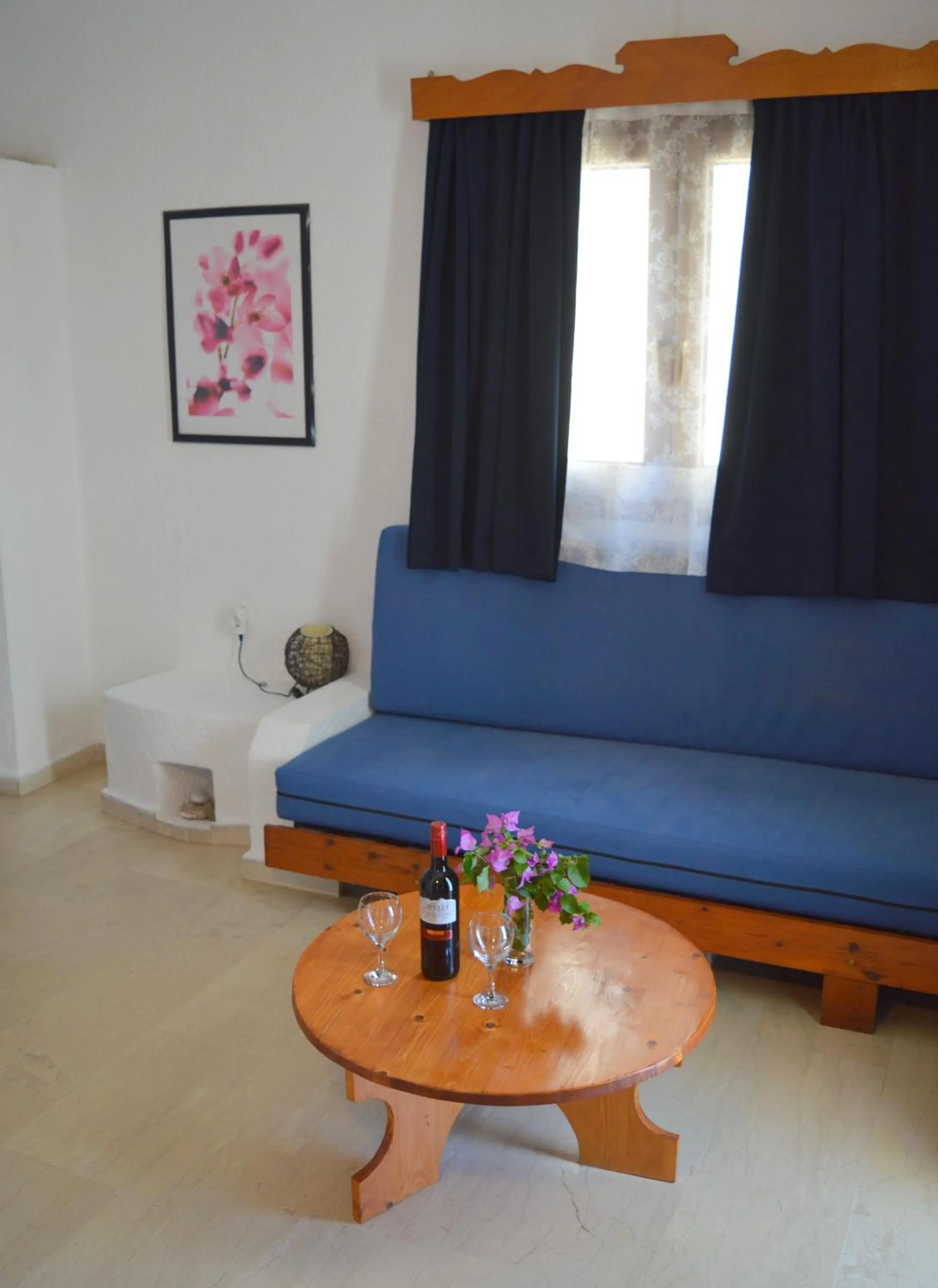 Living room in Mantraki Hotel Apartments