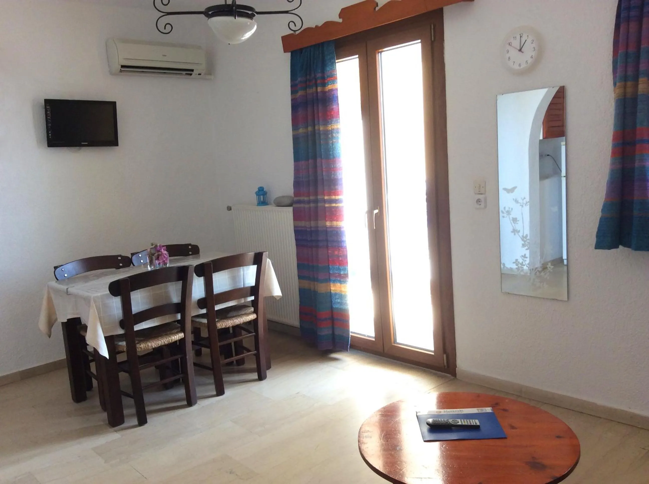 Living room in Mantraki Hotel Apartments