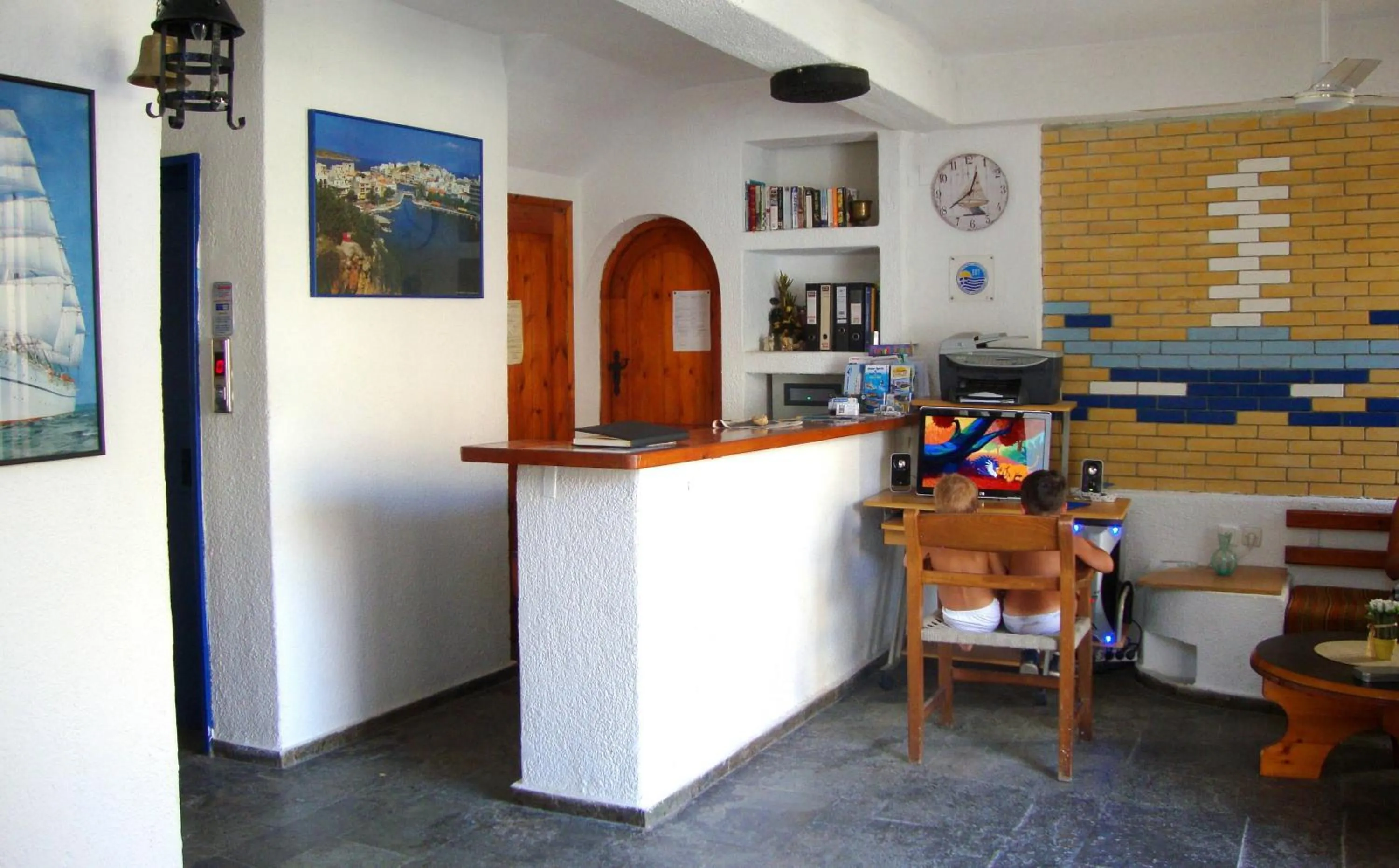 Day in Mantraki Hotel Apartments