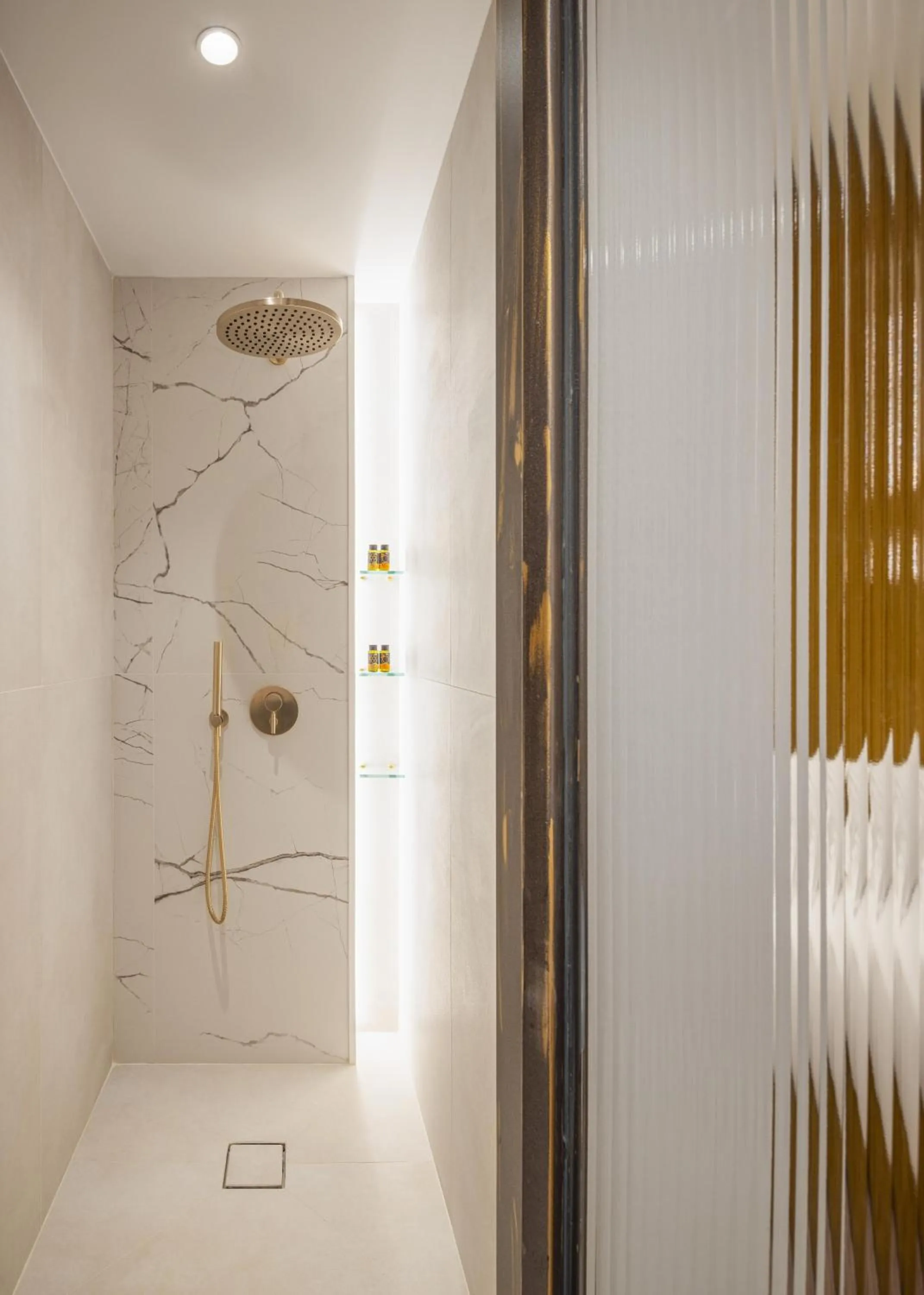 Bathroom in Bella Venezia