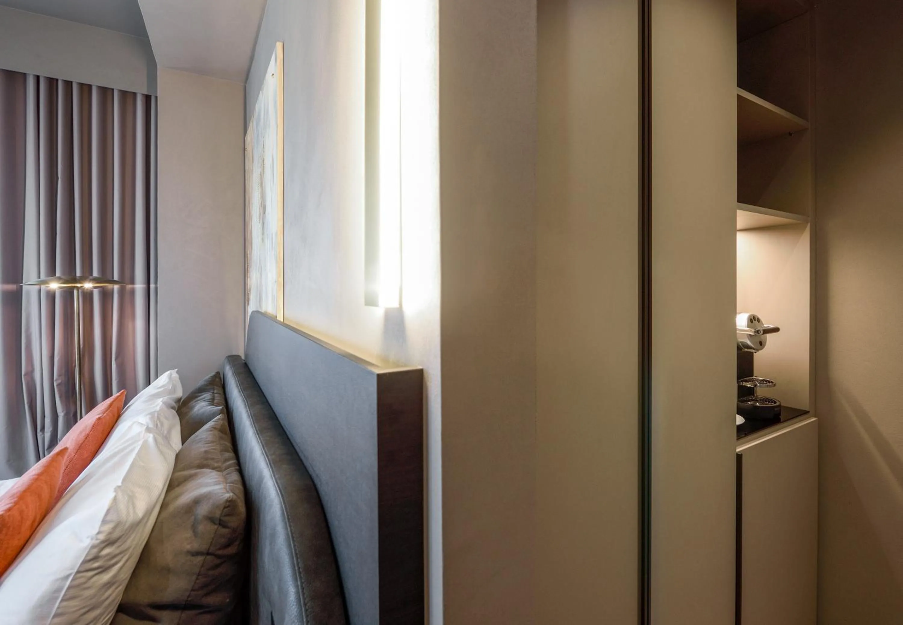 Coffee/tea facilities, Bed in Arcadion Hotel