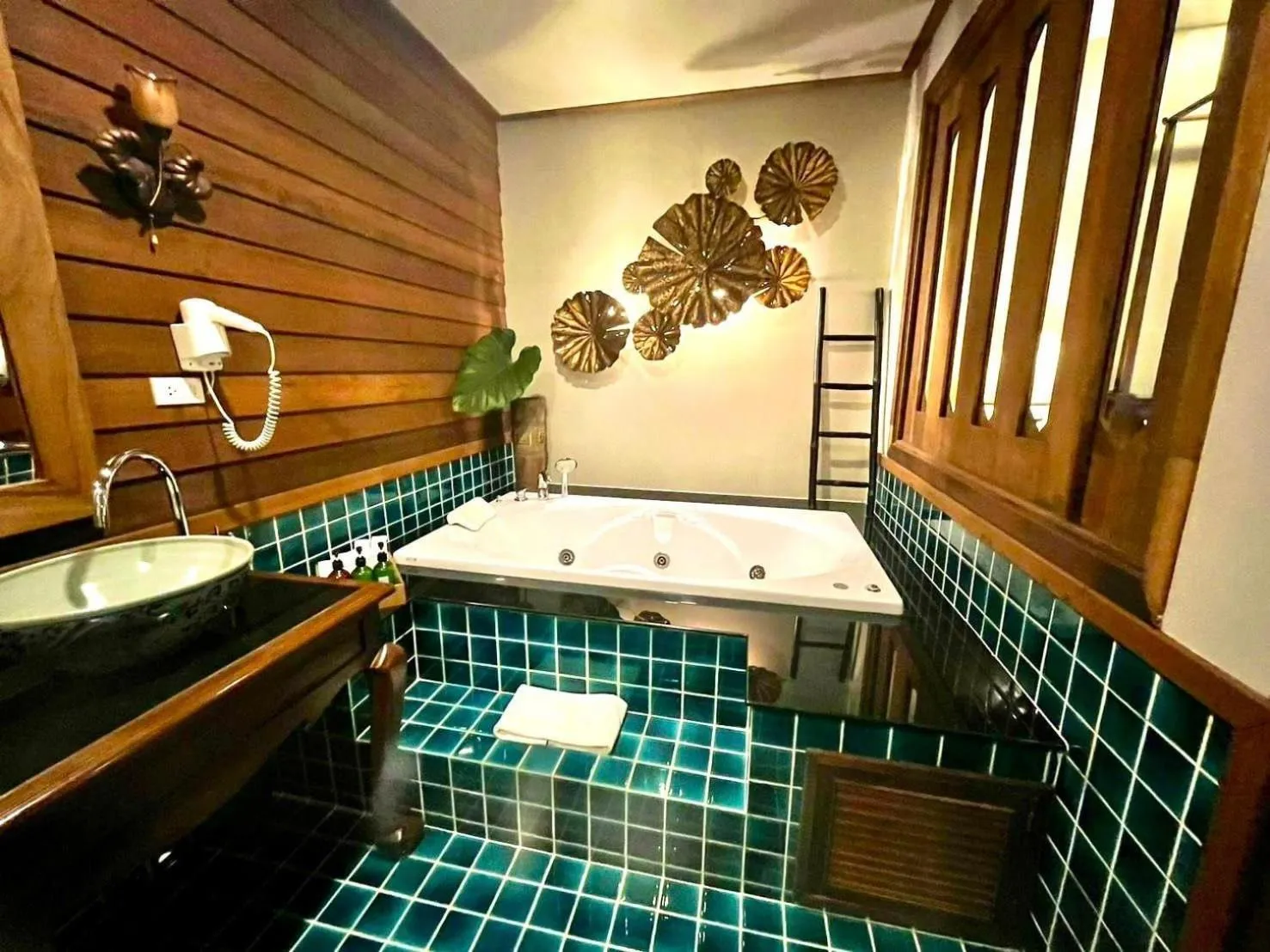 Bath in Amata Lanna Village อมตะล้านนาวิลเลจ