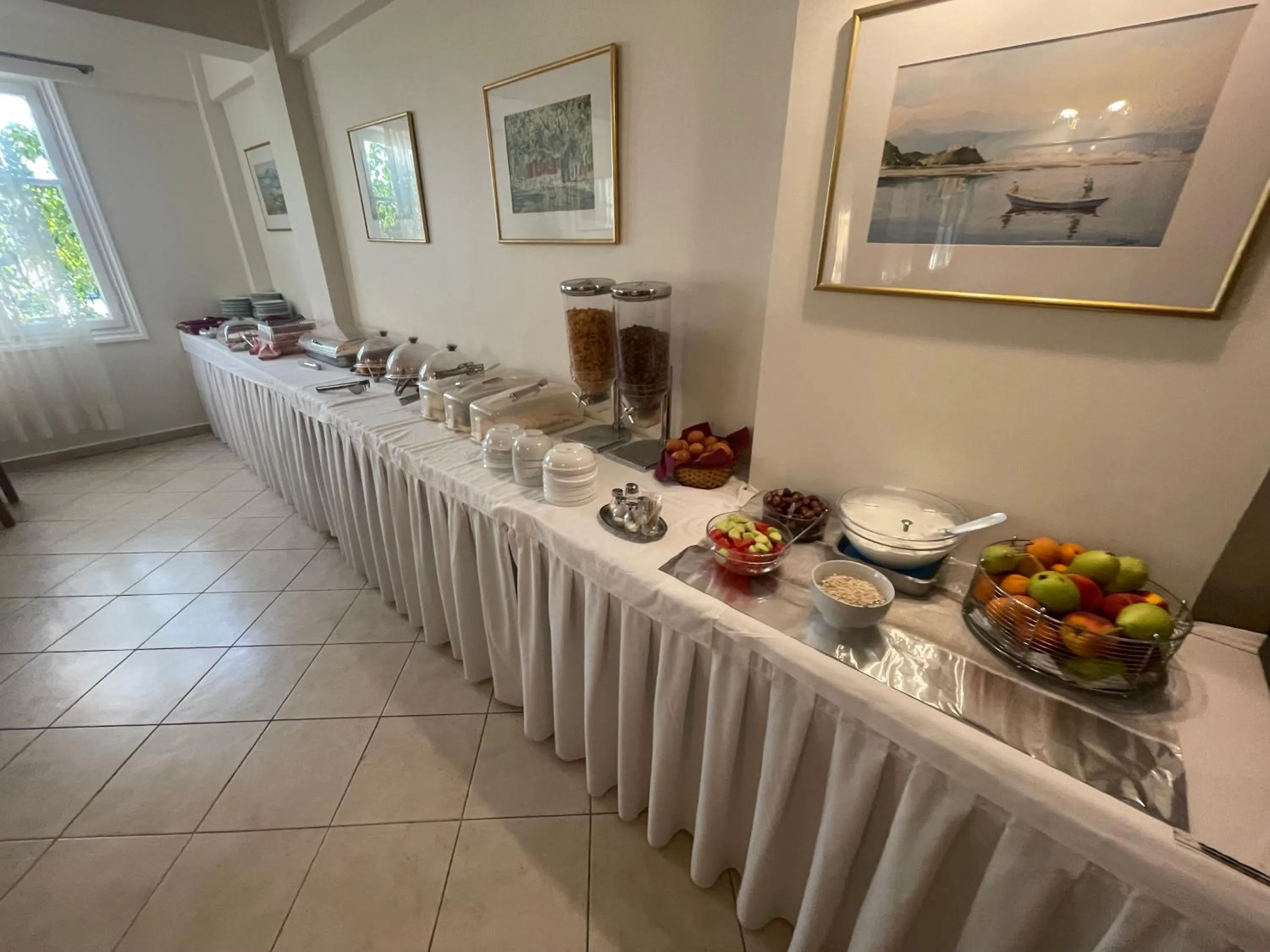 Food and drinks in Sofia Hotel