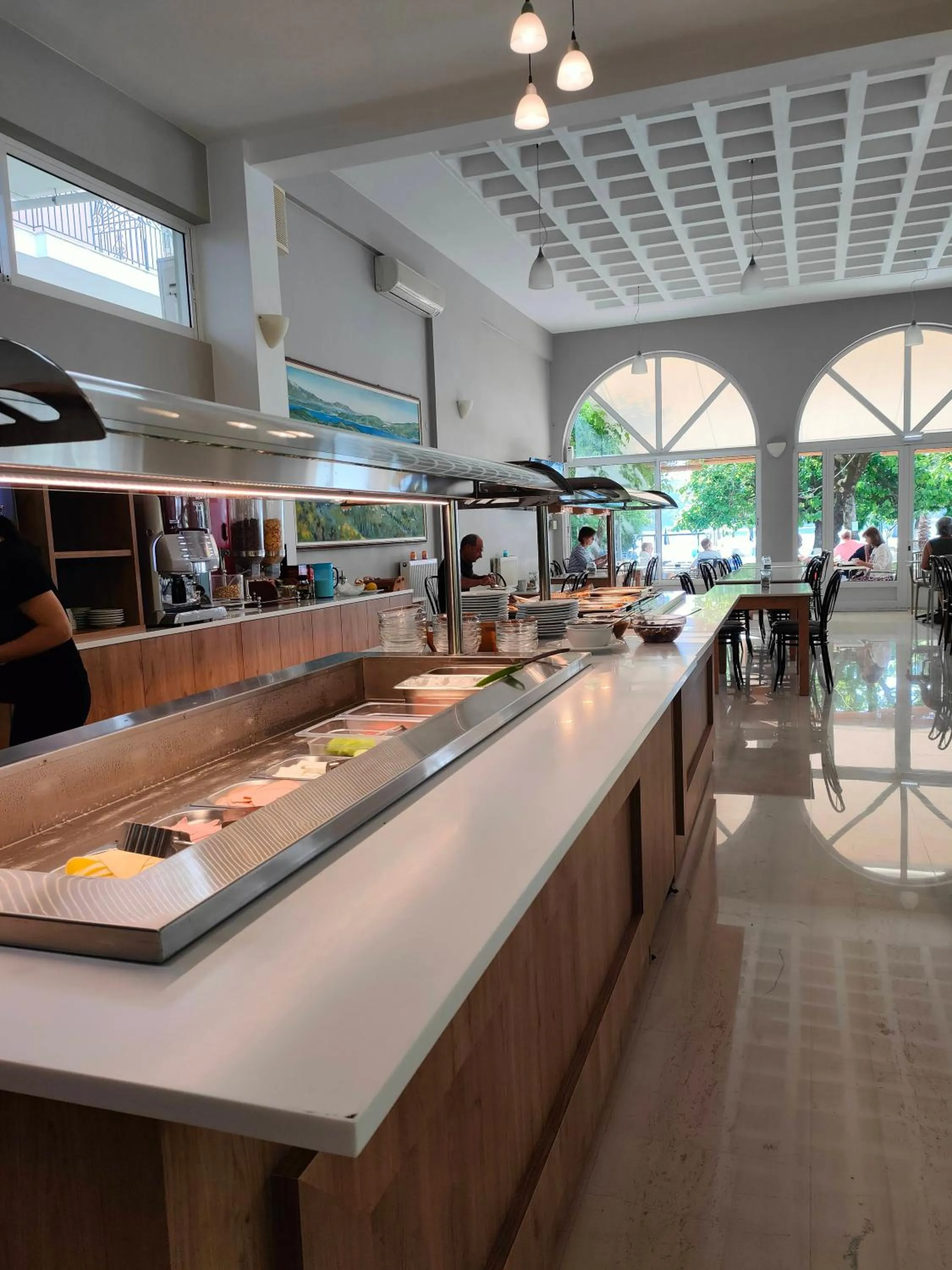 Restaurant/places to eat in Avra Beach Hotel