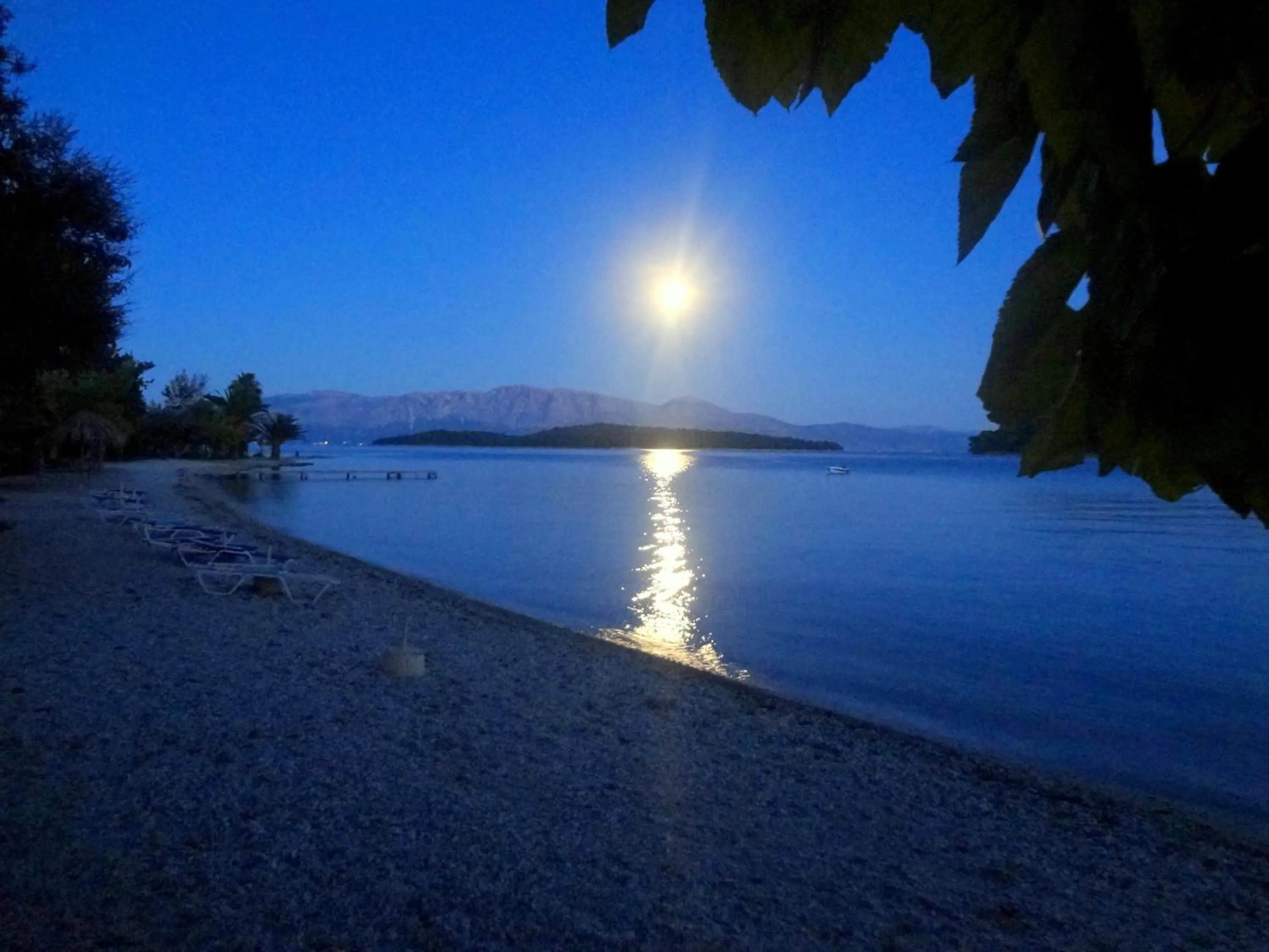 Area and facilities in Avra Beach Hotel