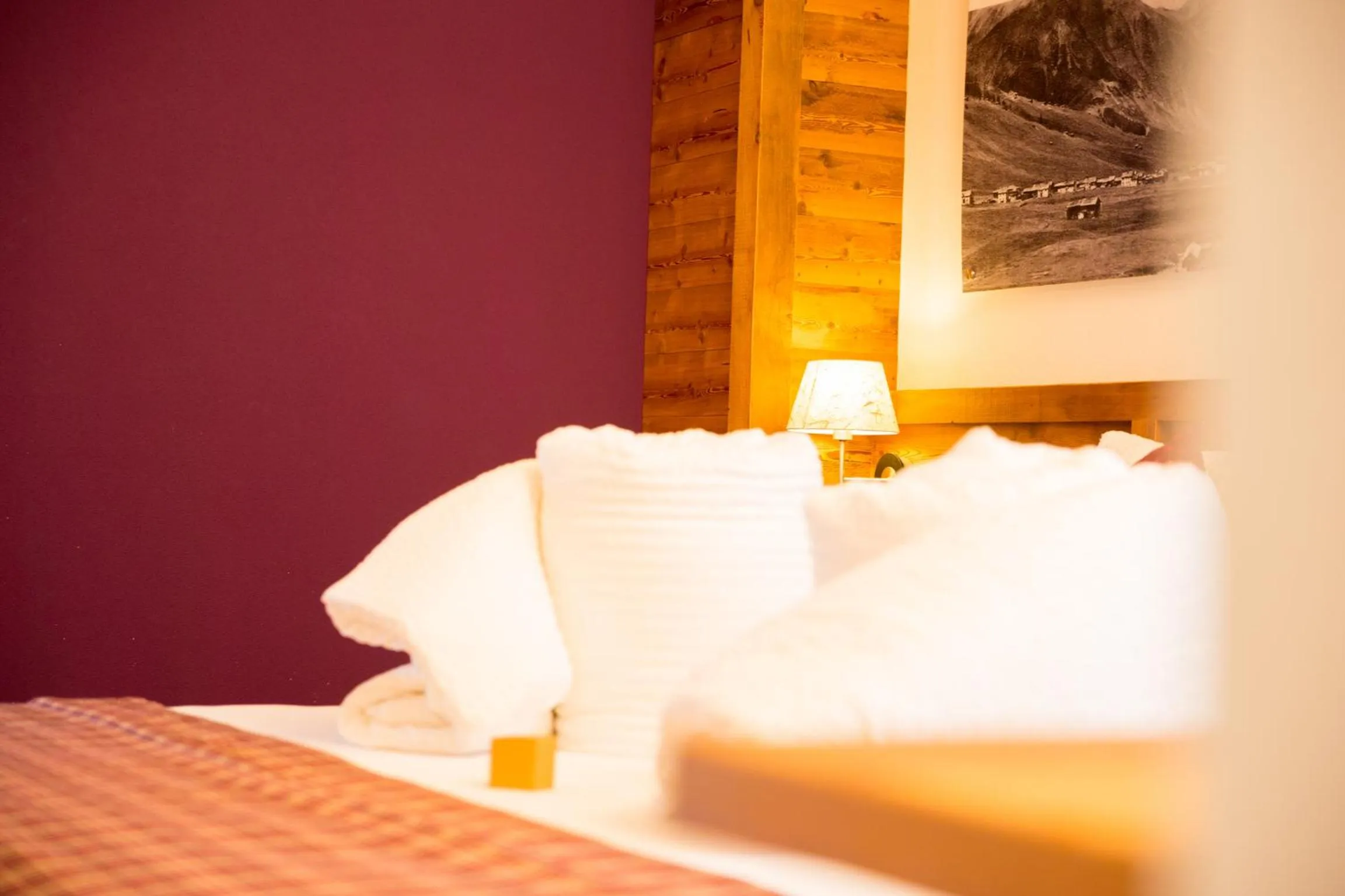 Shower, Bed in Green Rose